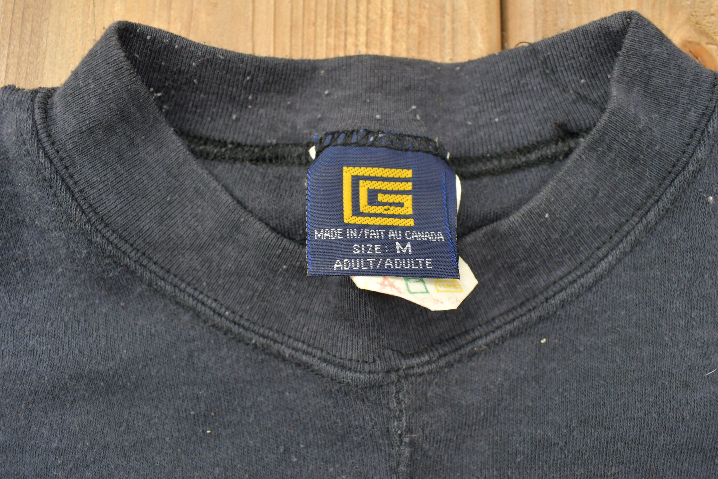 Vintage 1990s Blank Black Crewneck Sweatshirt