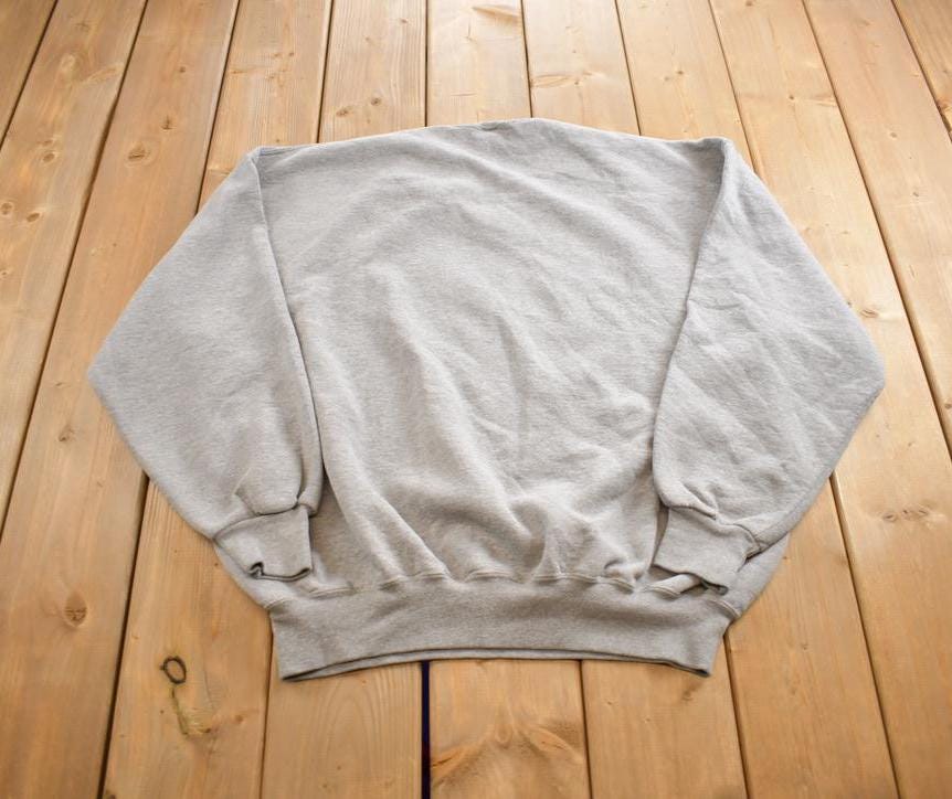 Vintage 1990s The Spot Marshalltown Iowa Russell Athletics Souvenir Crewneck Sweatshirt Made In USA