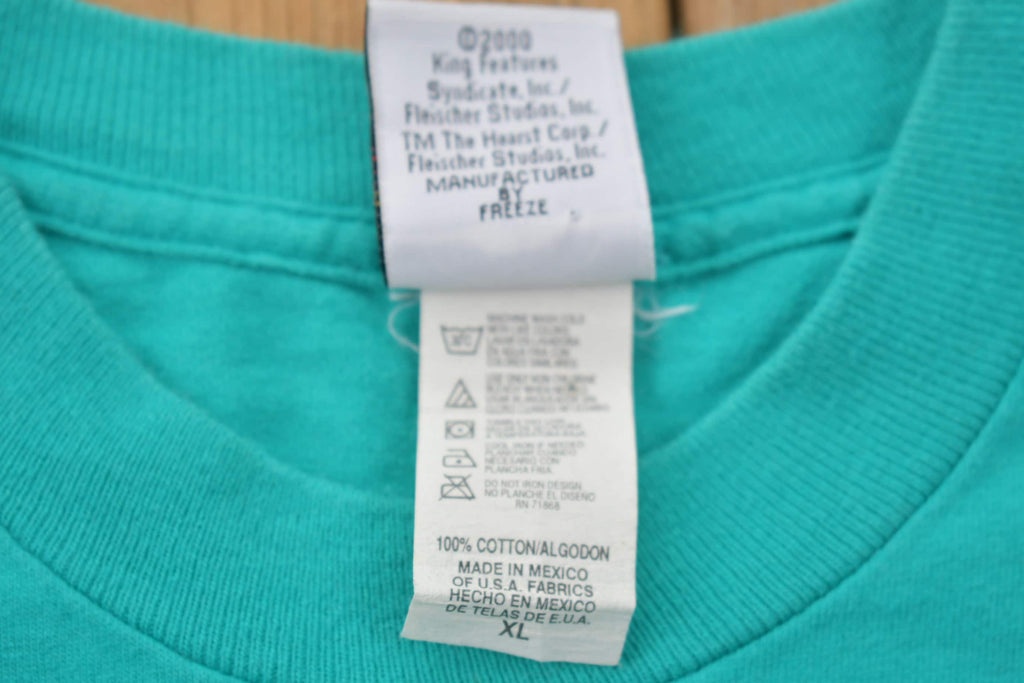 Vintage 2000 Betty Boop Livin La Vida Betty Graphic T-Shirt