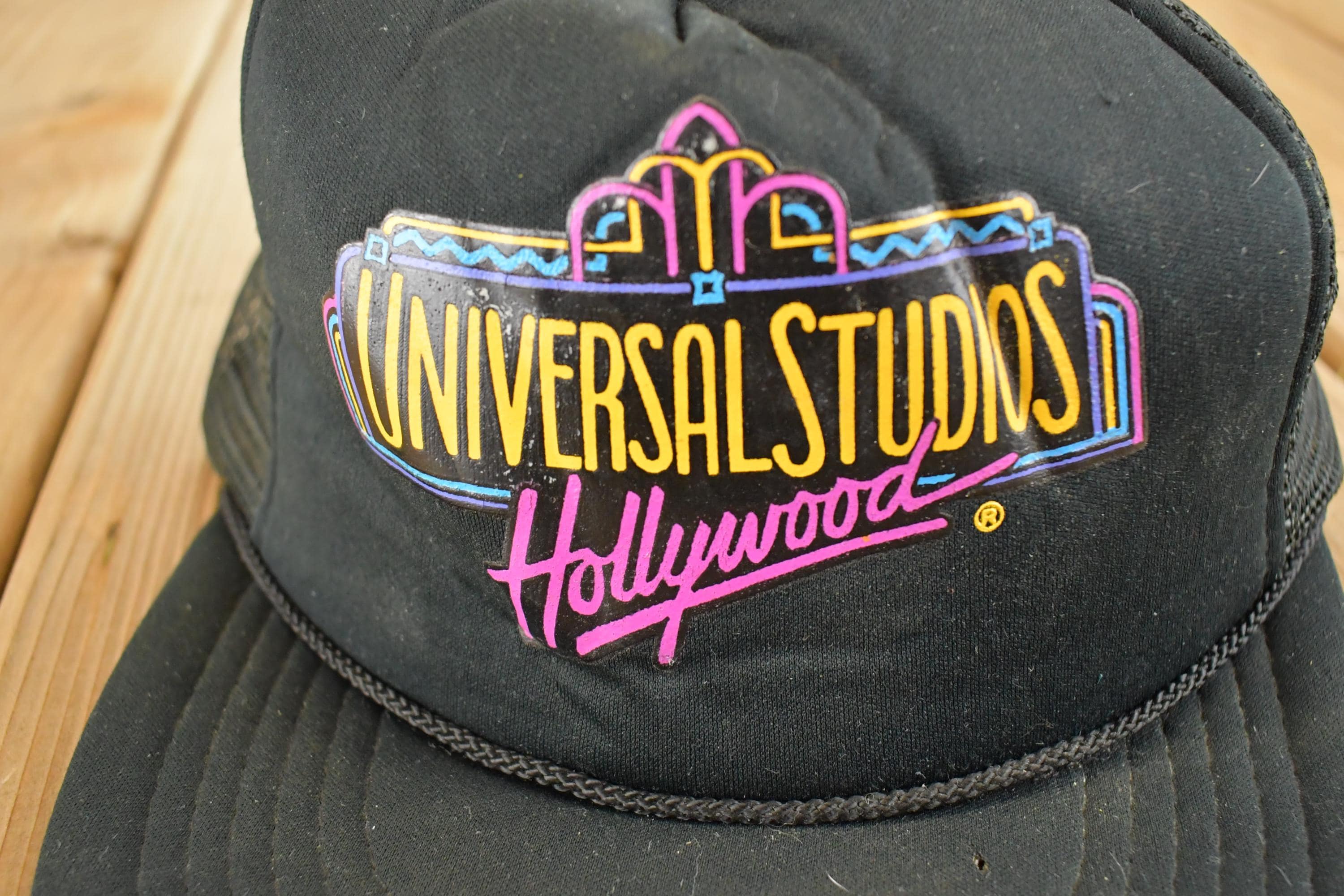 Vintage 1980s Disney Universal Studios Mickey Mouse Script Mesh Trucker Snapback Hat /