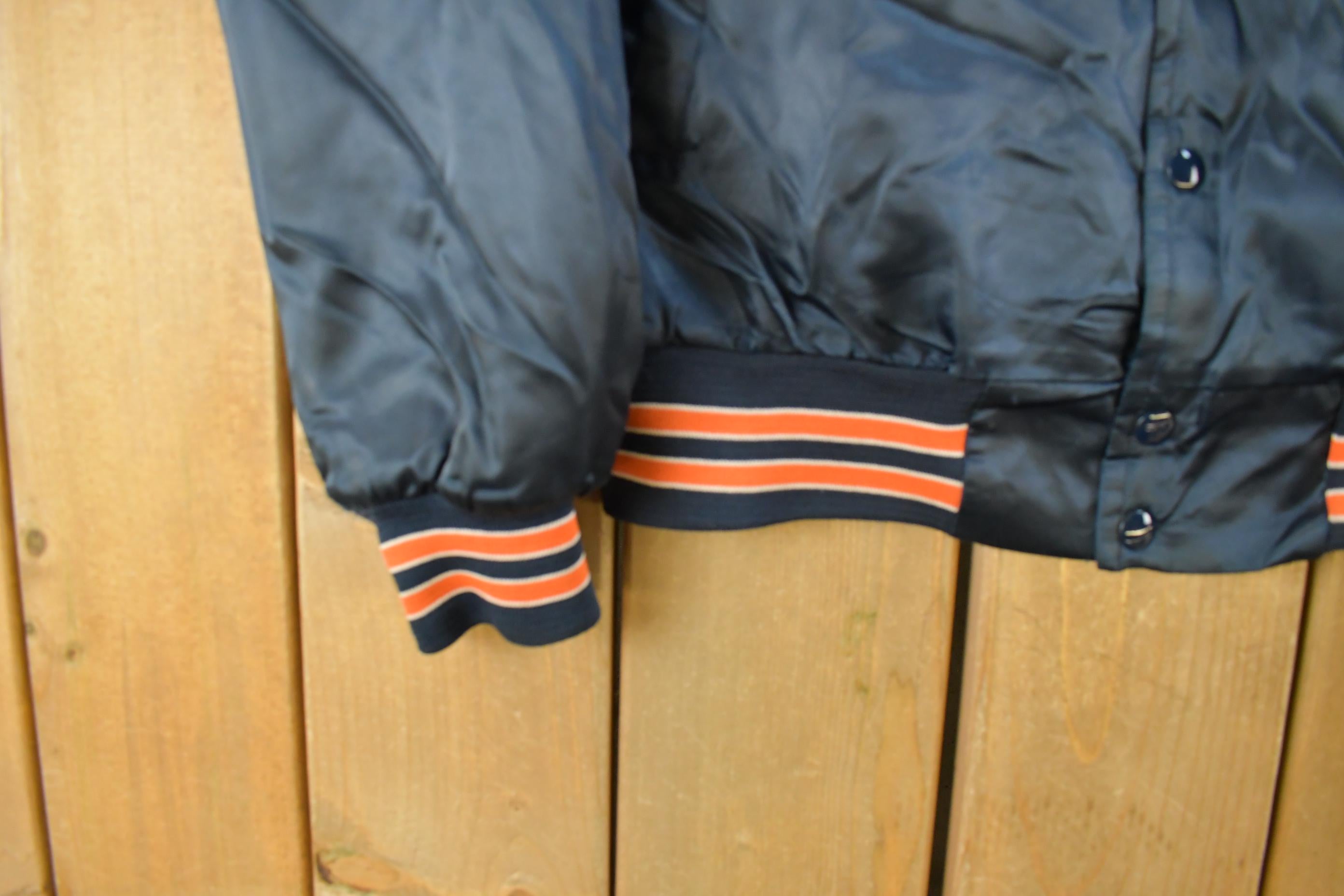 Vintage 1980s Chicago Bears NFL Satin Snap Button Bomber Jacket Men's Medium