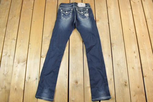 Vintage Y2K Miss Me Bedazzled Low Rise Jeans Size 26x31 / Straight Cut Jeans / Y2K Style / Embroidered Jeans / 2000s / Contrast Stitching