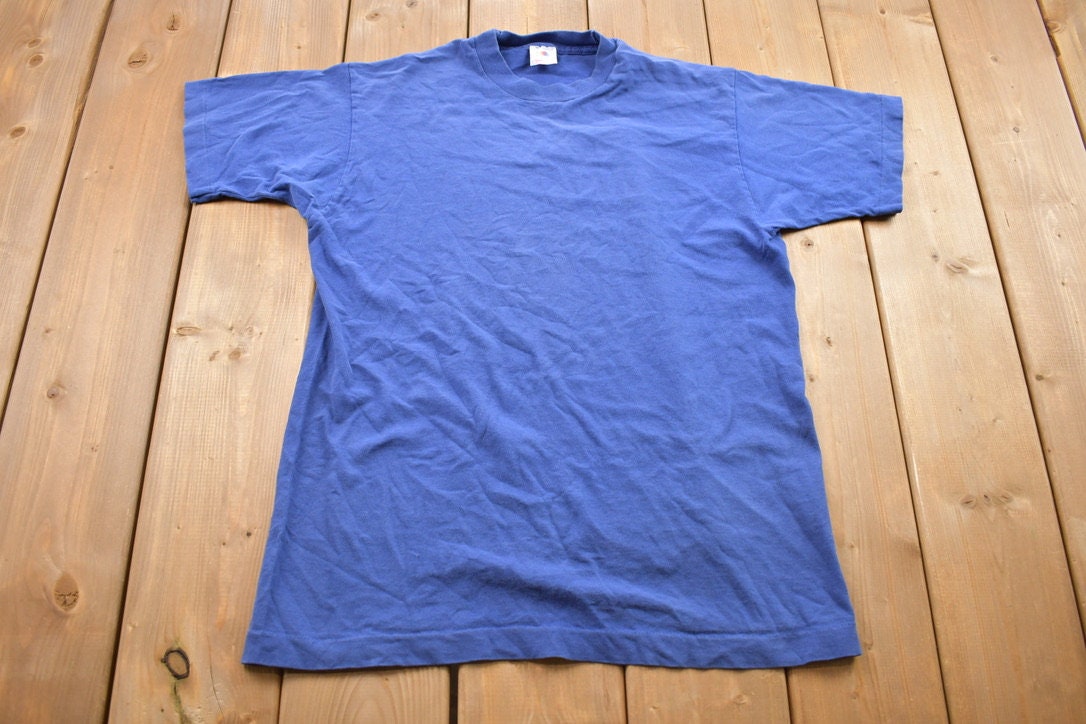 Vintage 1990s Blank Blue Fruit Of the Loom T-Shirt