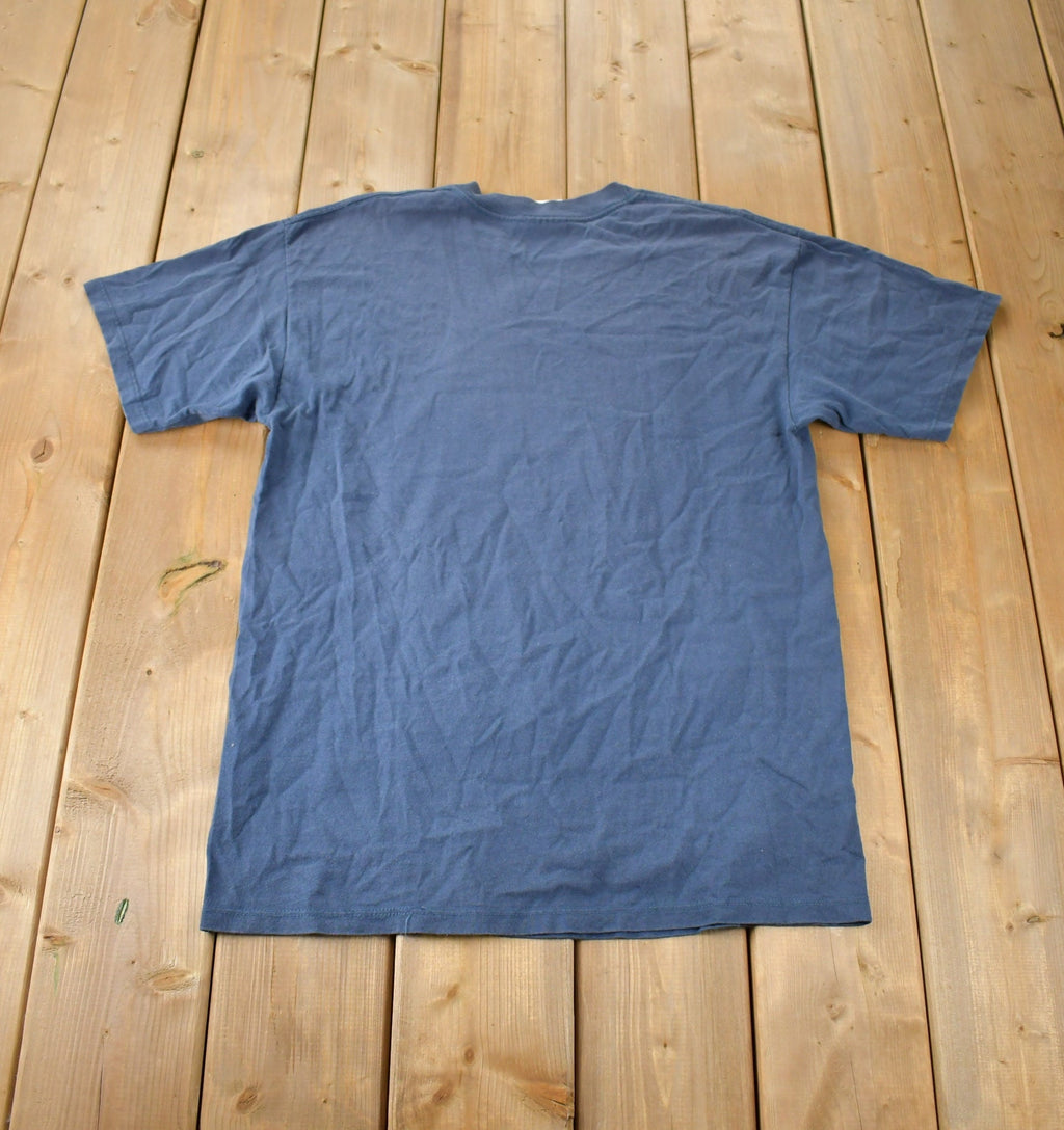 Vintage 1990s Just Relaxin In Souvenir Summerland Canada Travel T Shirt Made In USA