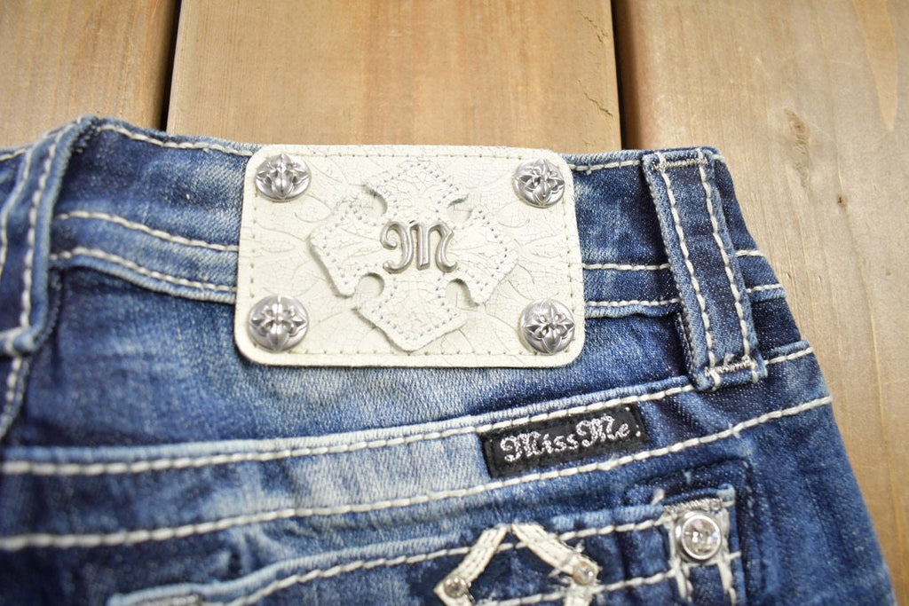 Vintage Y2K Miss Me Bedazzled Low Rise Jeans Size 26x31