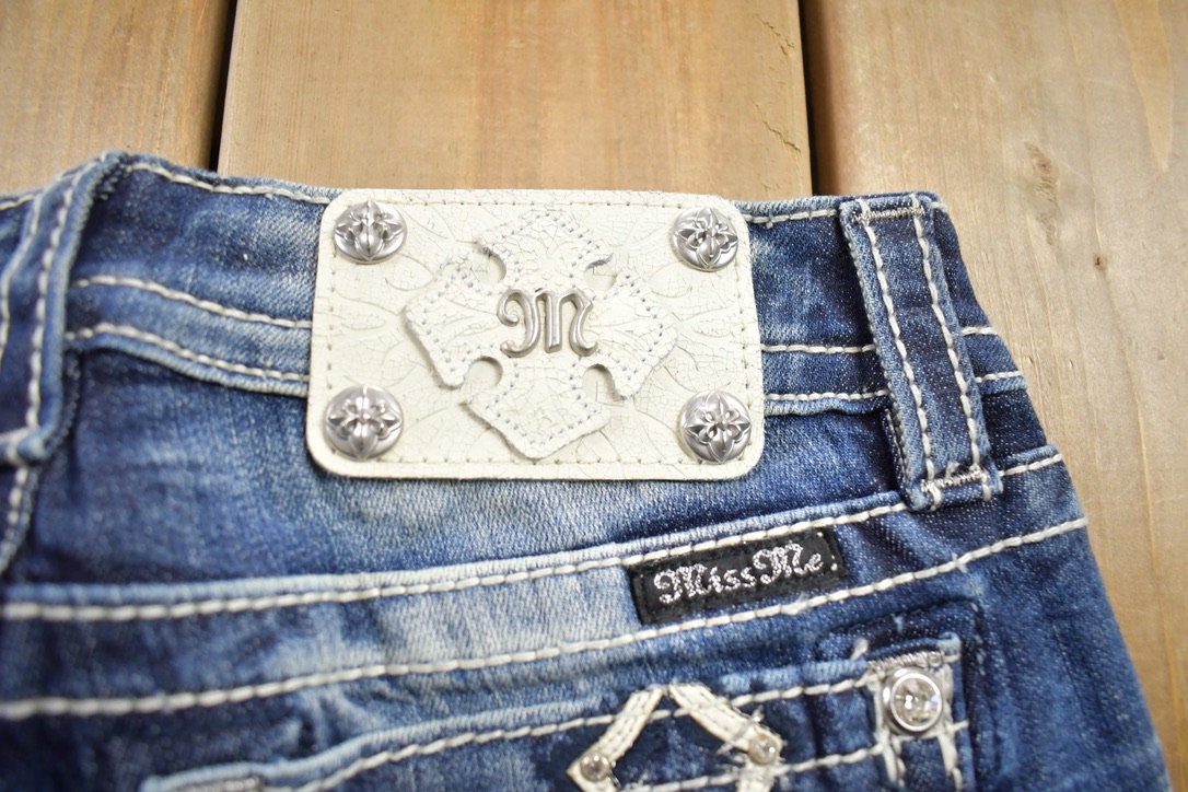 Vintage Y2K Miss Me Bedazzled Low Rise Jeans Size 26x31
