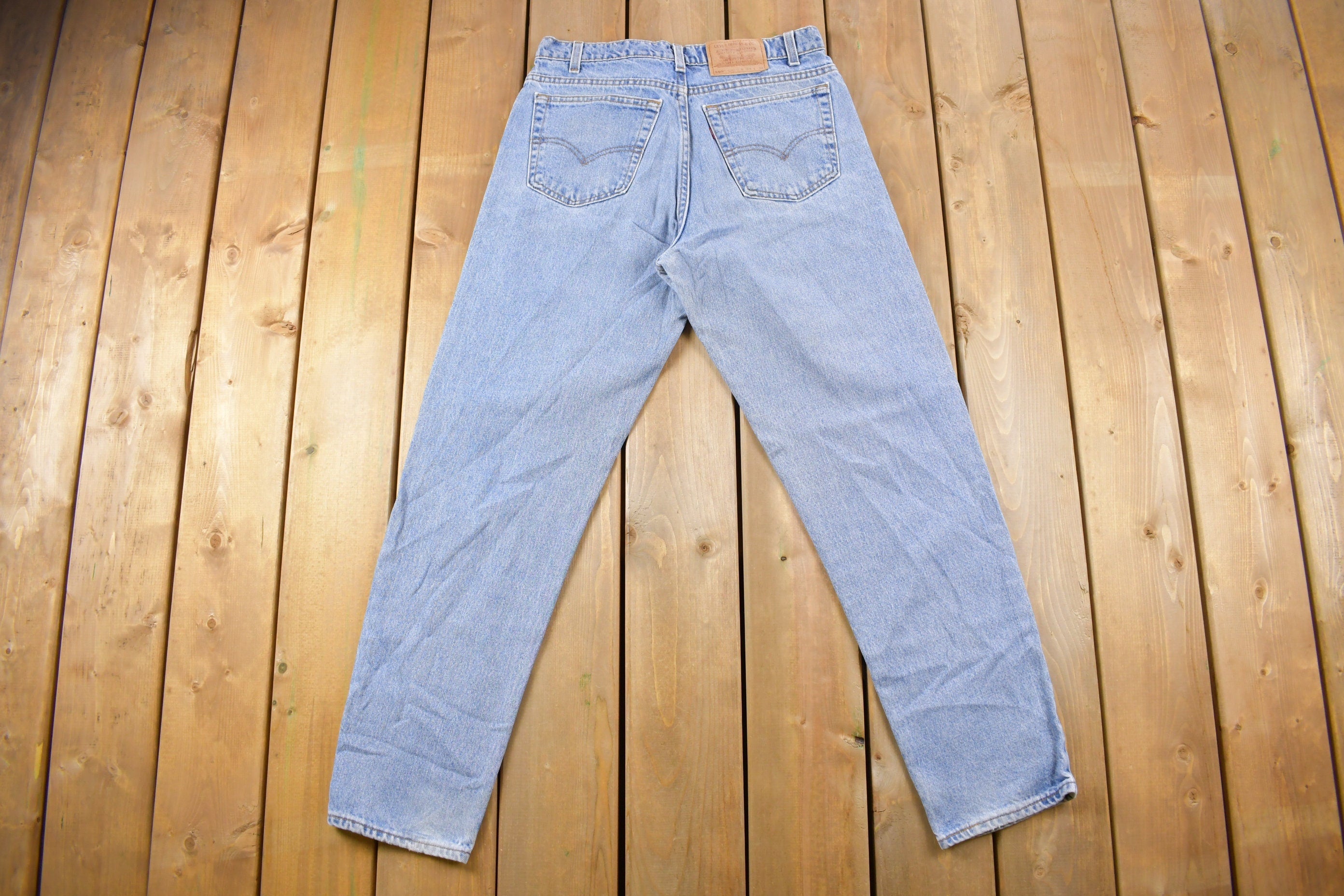 Vintage 1990s Levi's 550 Red Tab Denim Jeans Size 31 x 31