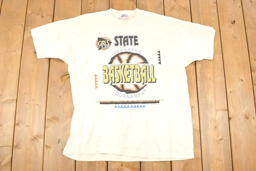 Vintage 1996 Nebraska State Girls Basketball Graphic Print Souvenir T-Shirt Men's L