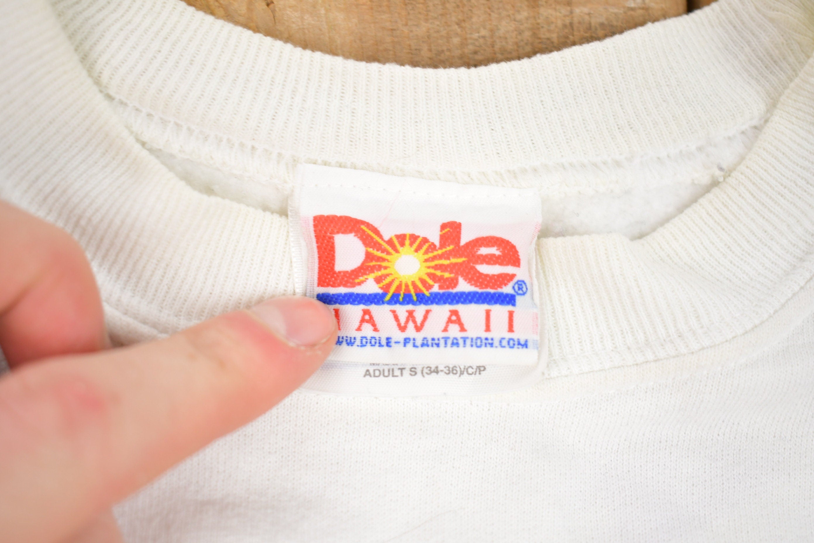 Vintage 1990 Dole Plantation Hawaii Graphic Crewneck Sweatshirt