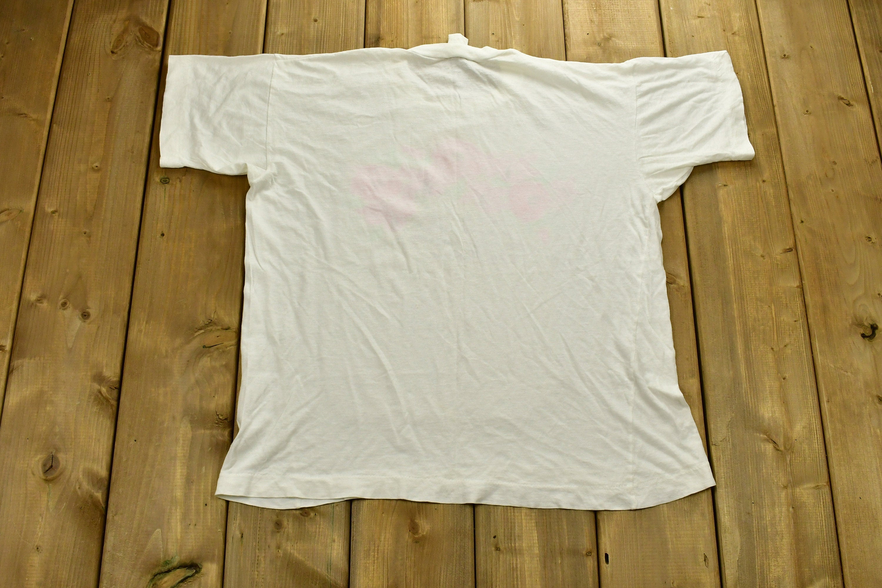 Vintage 1990s Bahamas Floral Graphic T-Shirt