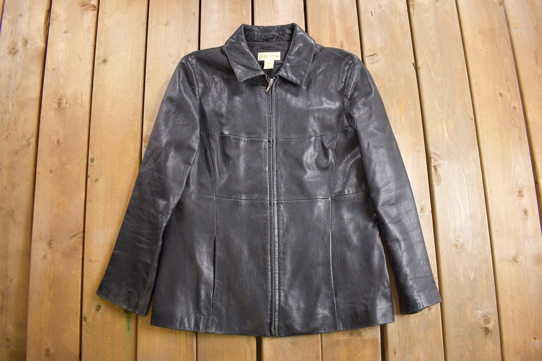 Vintage 1990s Leather Jacket / Fall Outerwear / Leather Coat / Winter Outerwear / Streetwear Fashion / Suede Jacket