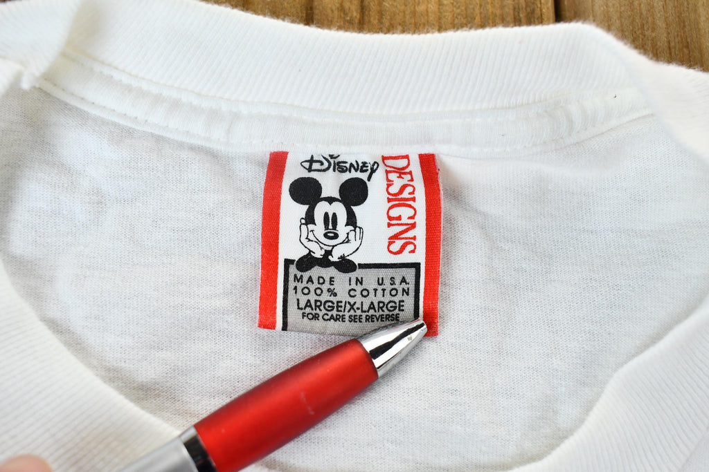 Vintage 1990s Walt Disney World Epcot Dome Graphic T-Shirt