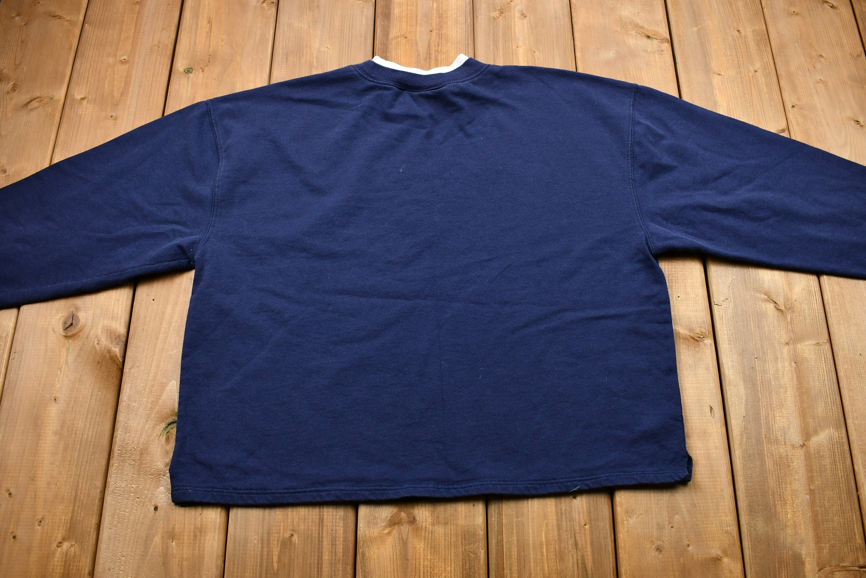 Vintage 1990s Snowflake Heart Graphic Crewneck Sweatshirt