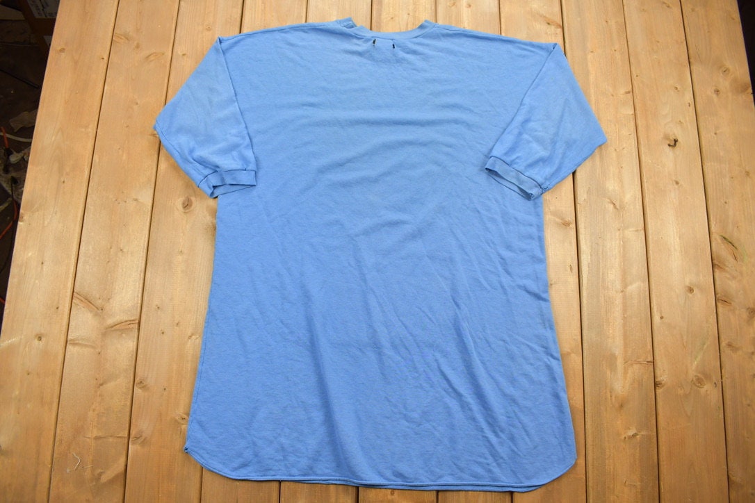 Vintage 1990s Mickey Unlimited Mickey & Minnie Mouse Cartoon T-Shirt