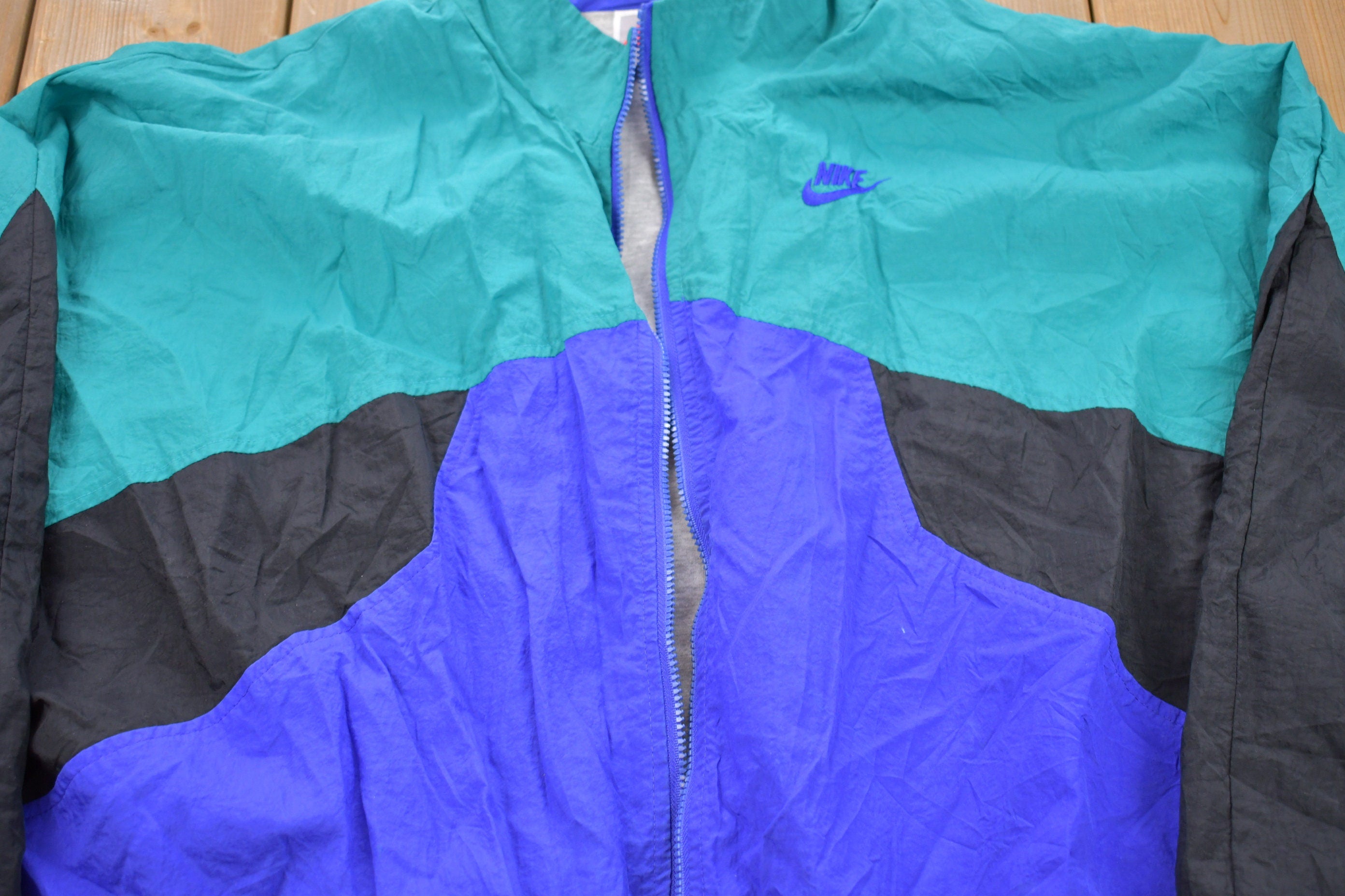 Vintage 1990s Nike Windbreaker Jacket