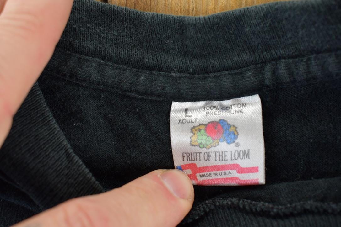 Vintage 1990s buffalo Miracle Western Souvenir T-Shirt