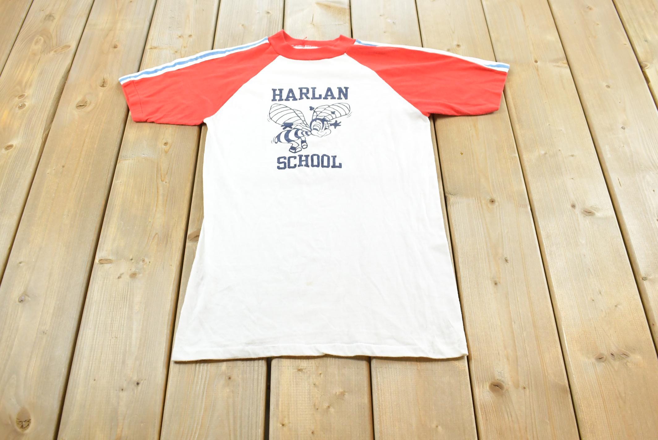 Vintage 1970s Harlan School Hornets Graphic T-Shirt Mens XS
