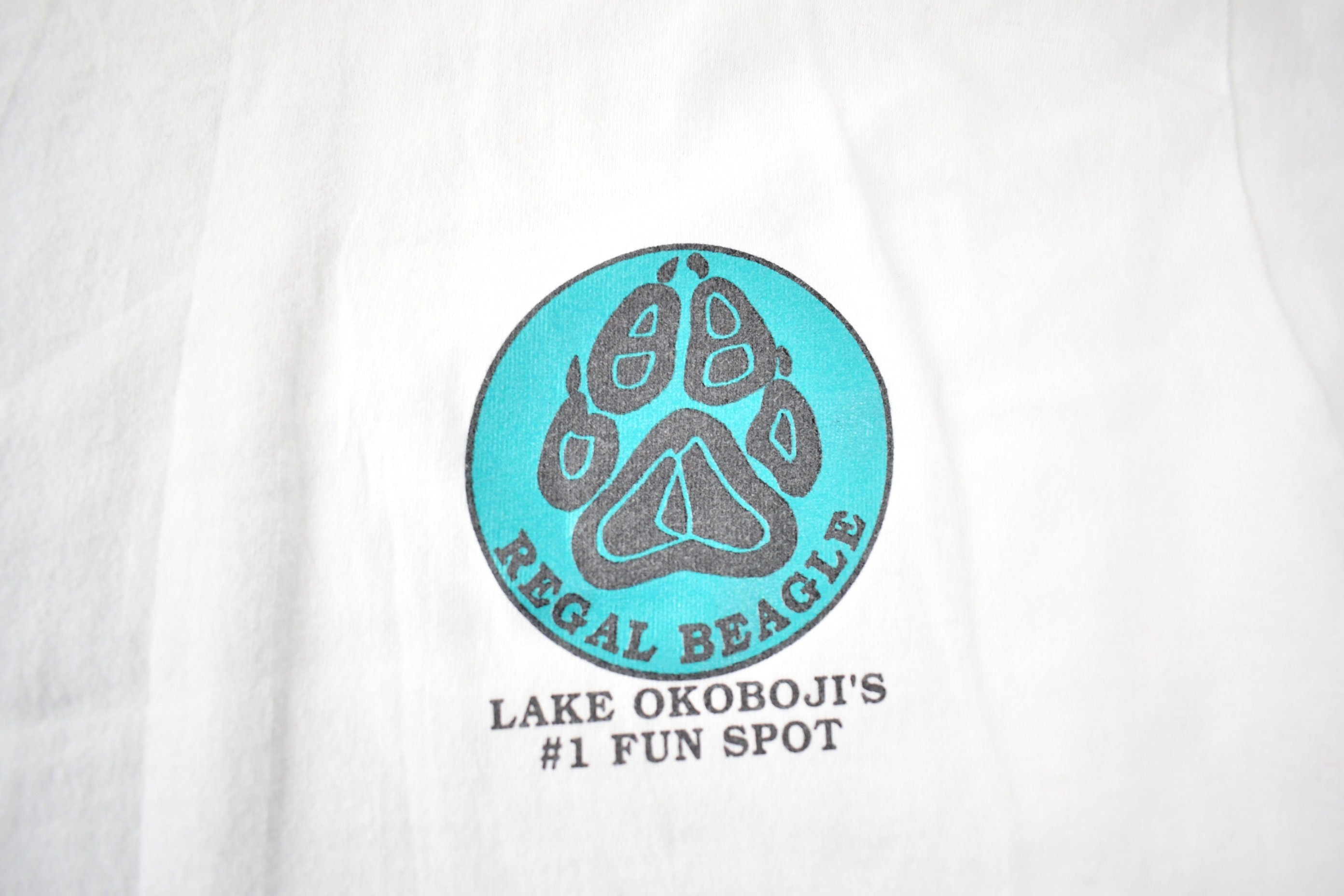 Vintage 1990s Regal Beagle Lake Okobojis Souvenir Single Stitch T Shirt Made In USA Size L