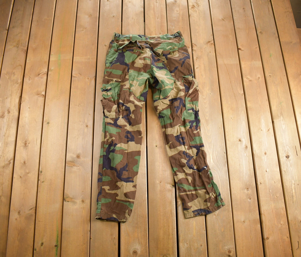 Vintage 1990s Army Woodland Camouflage Cargo Pants Size 32x25