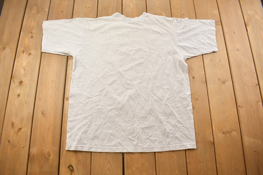 Vintage 1990s University Of Wisconsin Alumni Collegiate T-Shirt