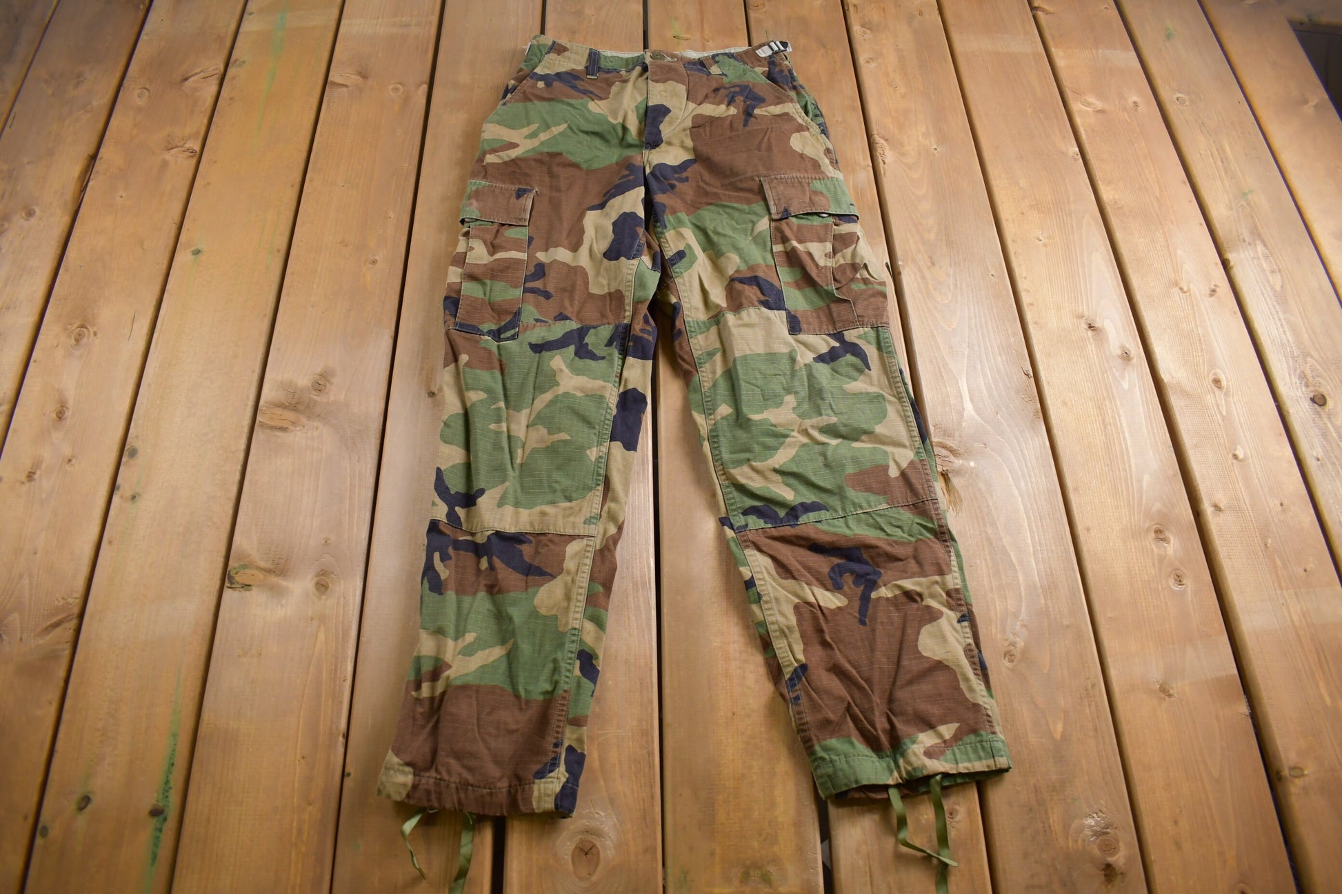 Vintage 2001 Military Woodland Camouflage Cargo Pocket Pants 26 x 29 /
