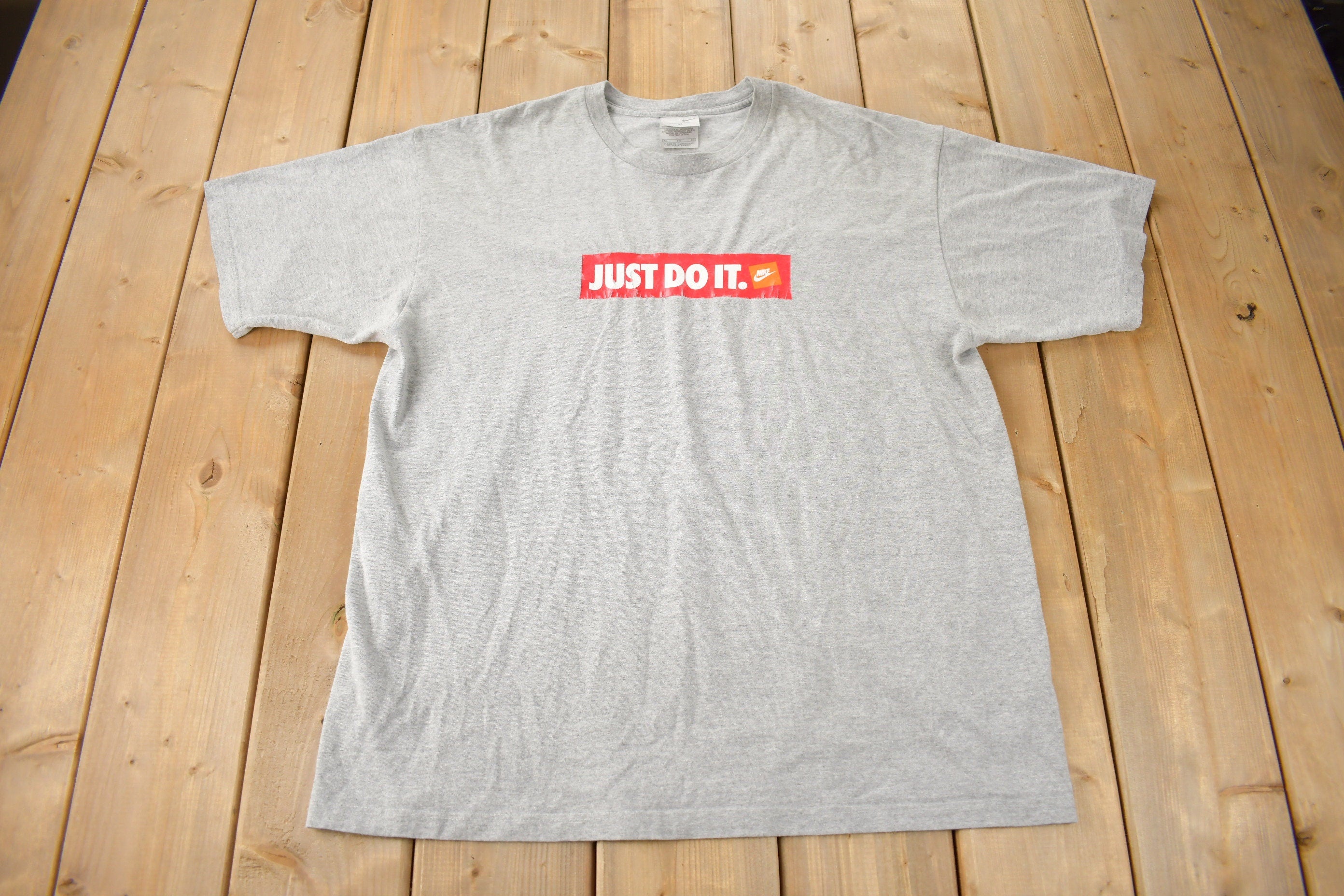 Vintage Y2K Nike Just Do It Graphic T-Shirt Size XL