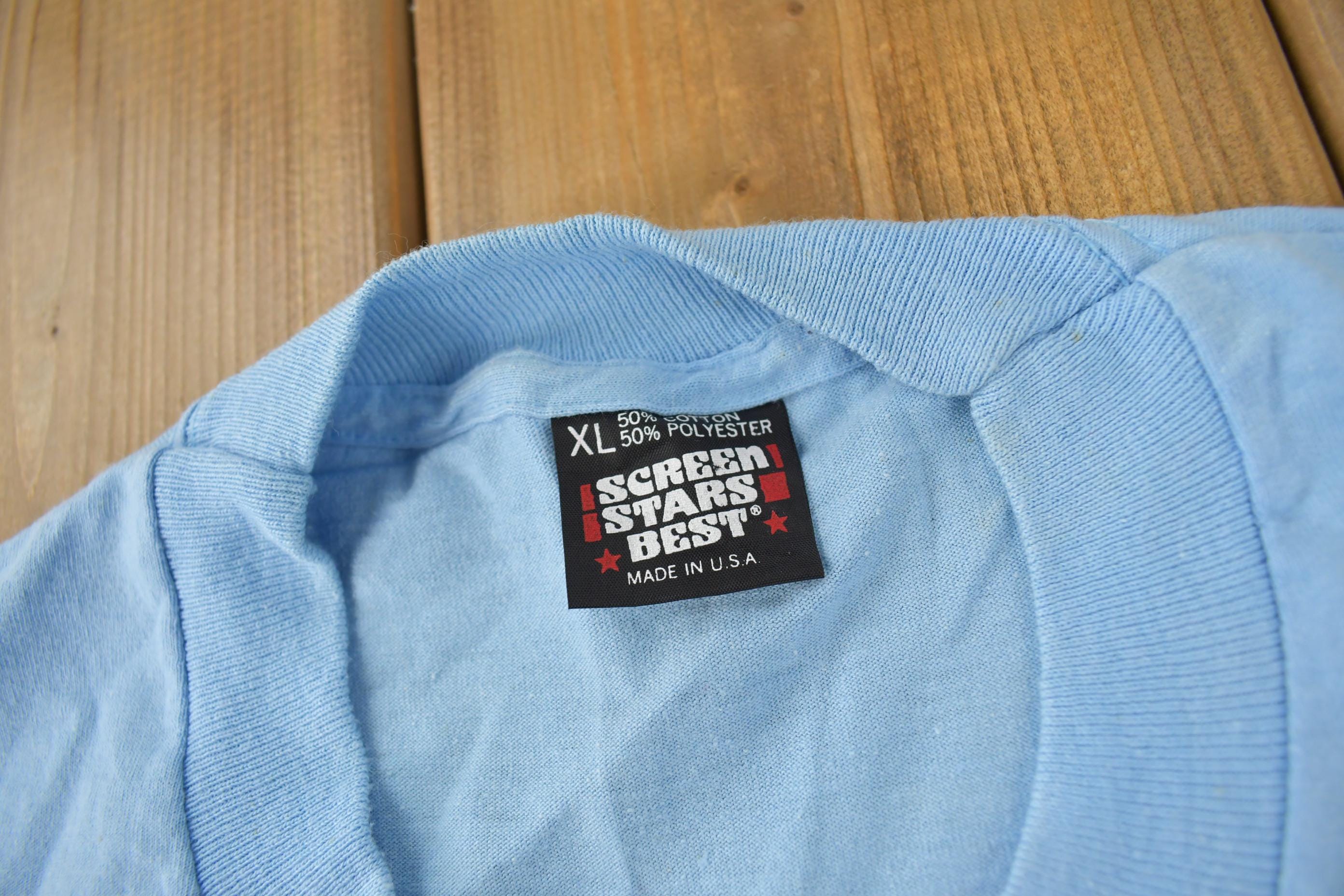 Vintage 1990s Single Stitch Fleetguard Graphic T-Shirt Made In USA