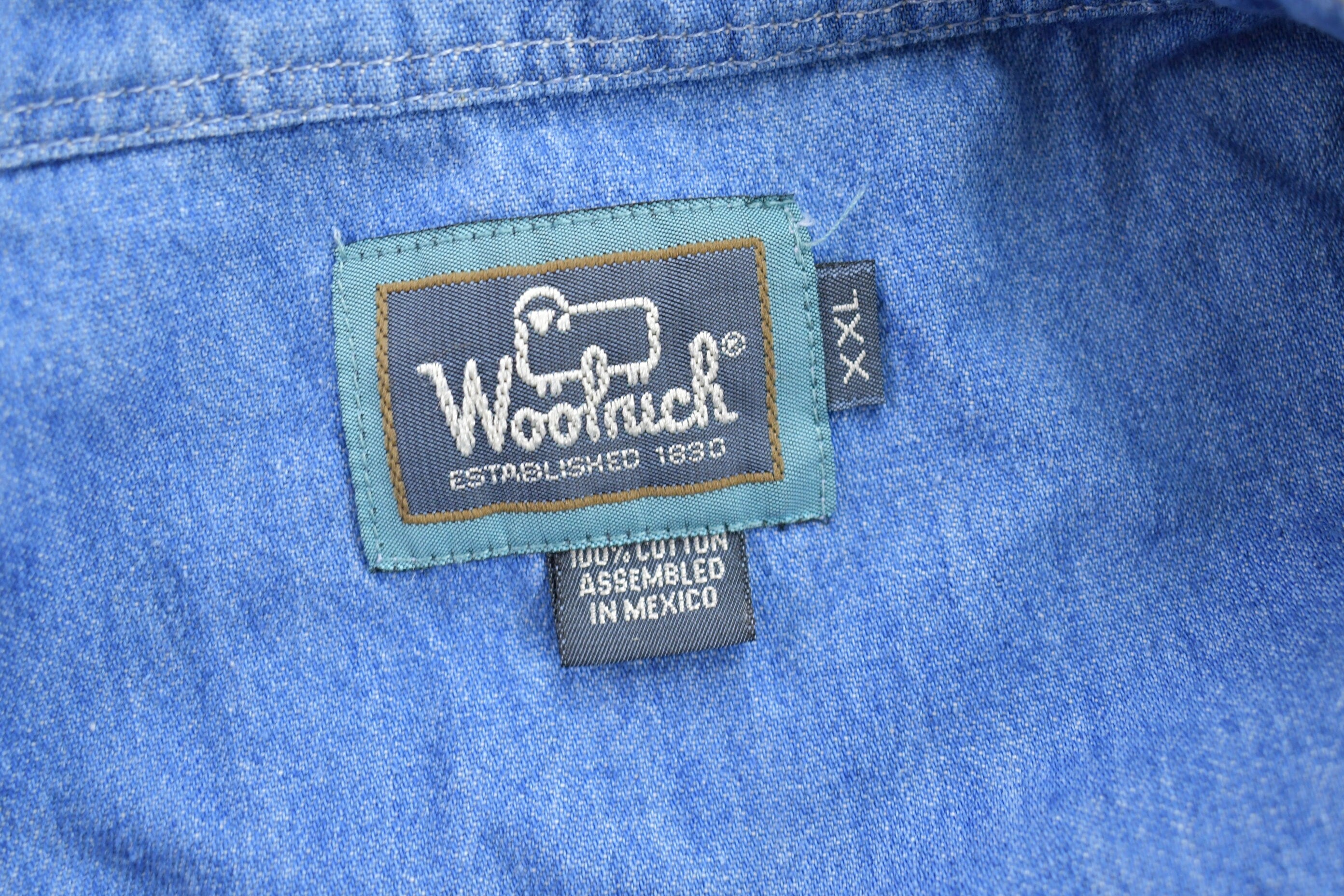 Vintage 1990s Woolrich Denim Button Up Shirt