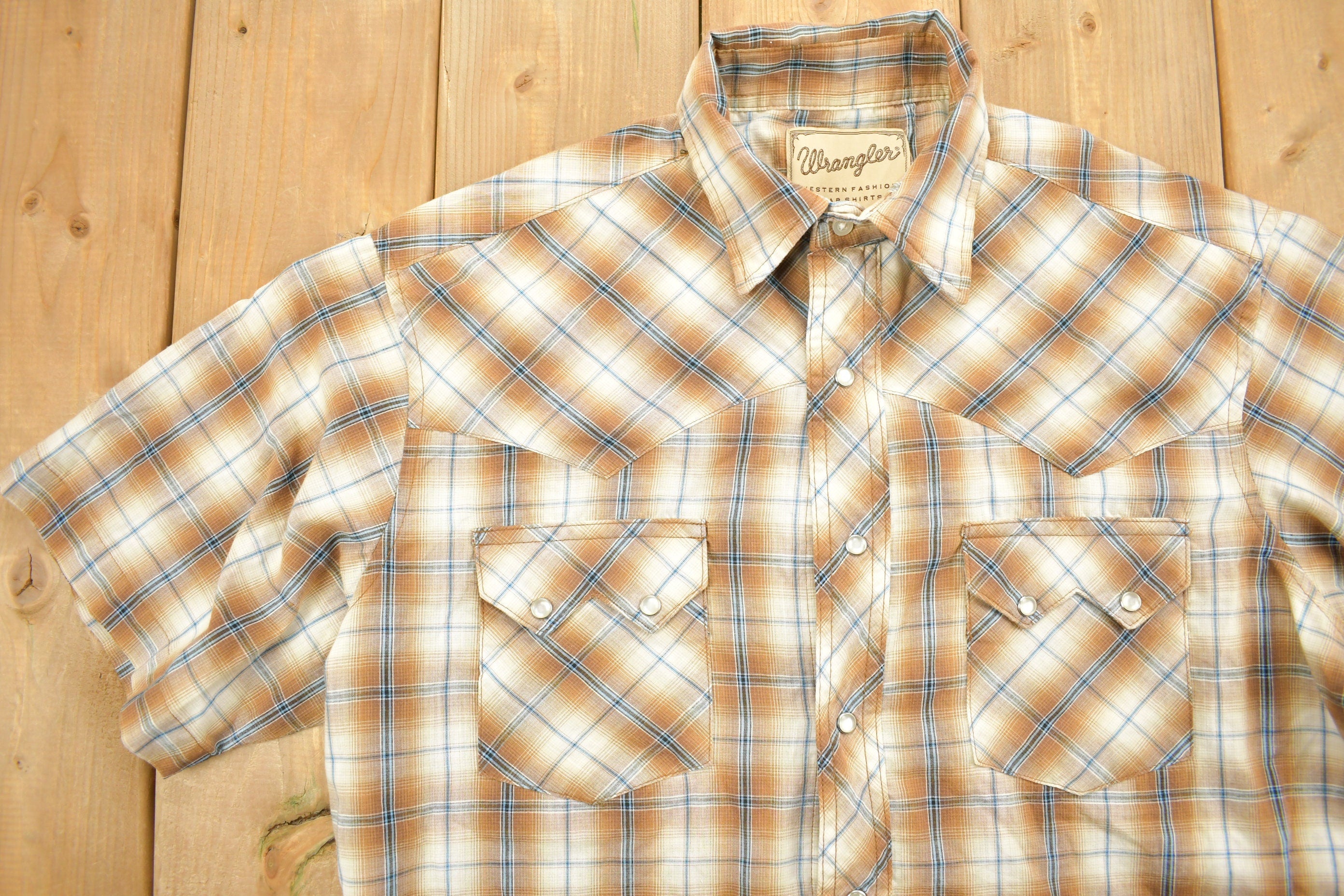 Vintage 1990s Wrangler Plaid Flannel Button Up Shirt