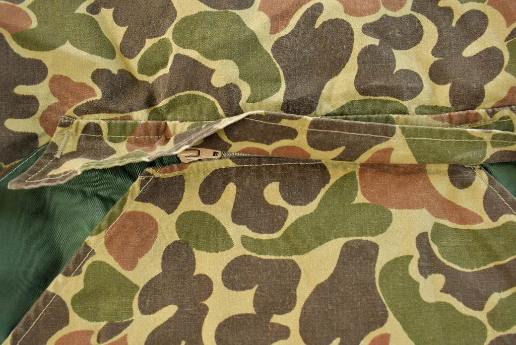 Vintage 1970s Duck Camo Canvas Hunting Jacket Men's L