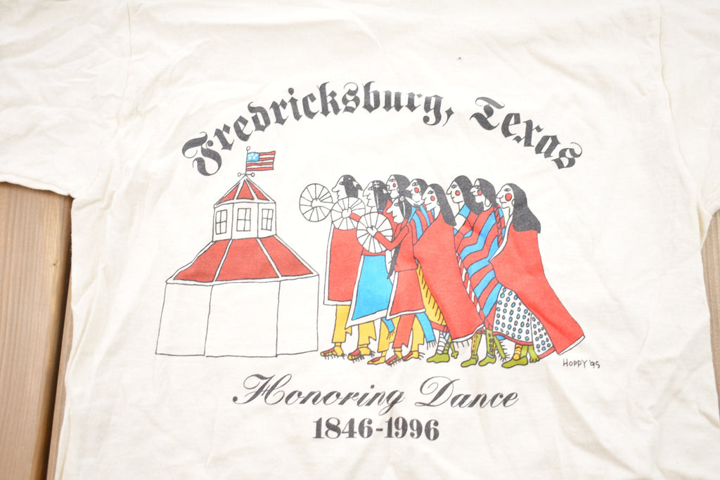 Vintage 1996 Fredericksburg Texas Graphic T-Shirt