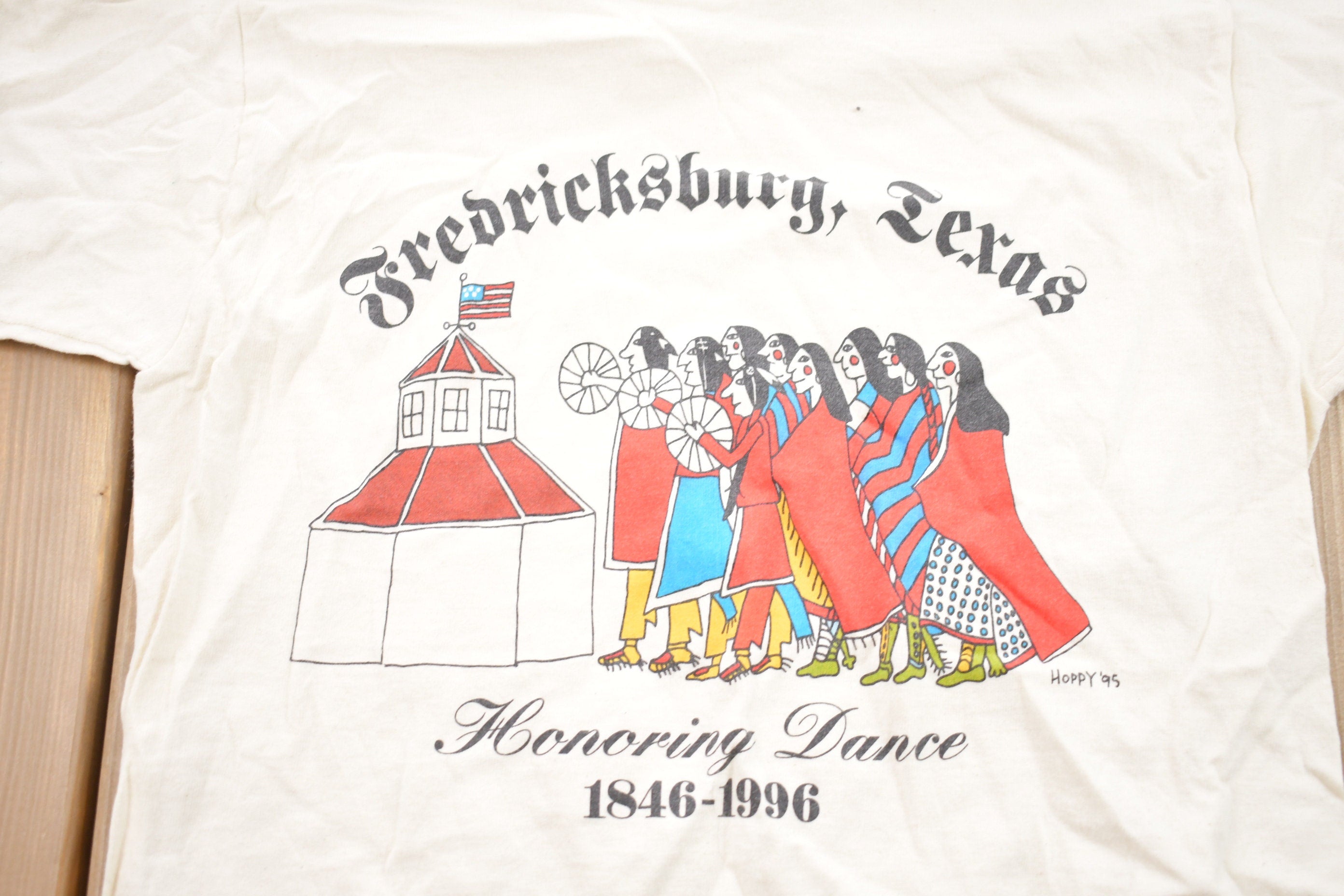 Vintage 1996 Fredericksburg Texas Graphic T-Shirt