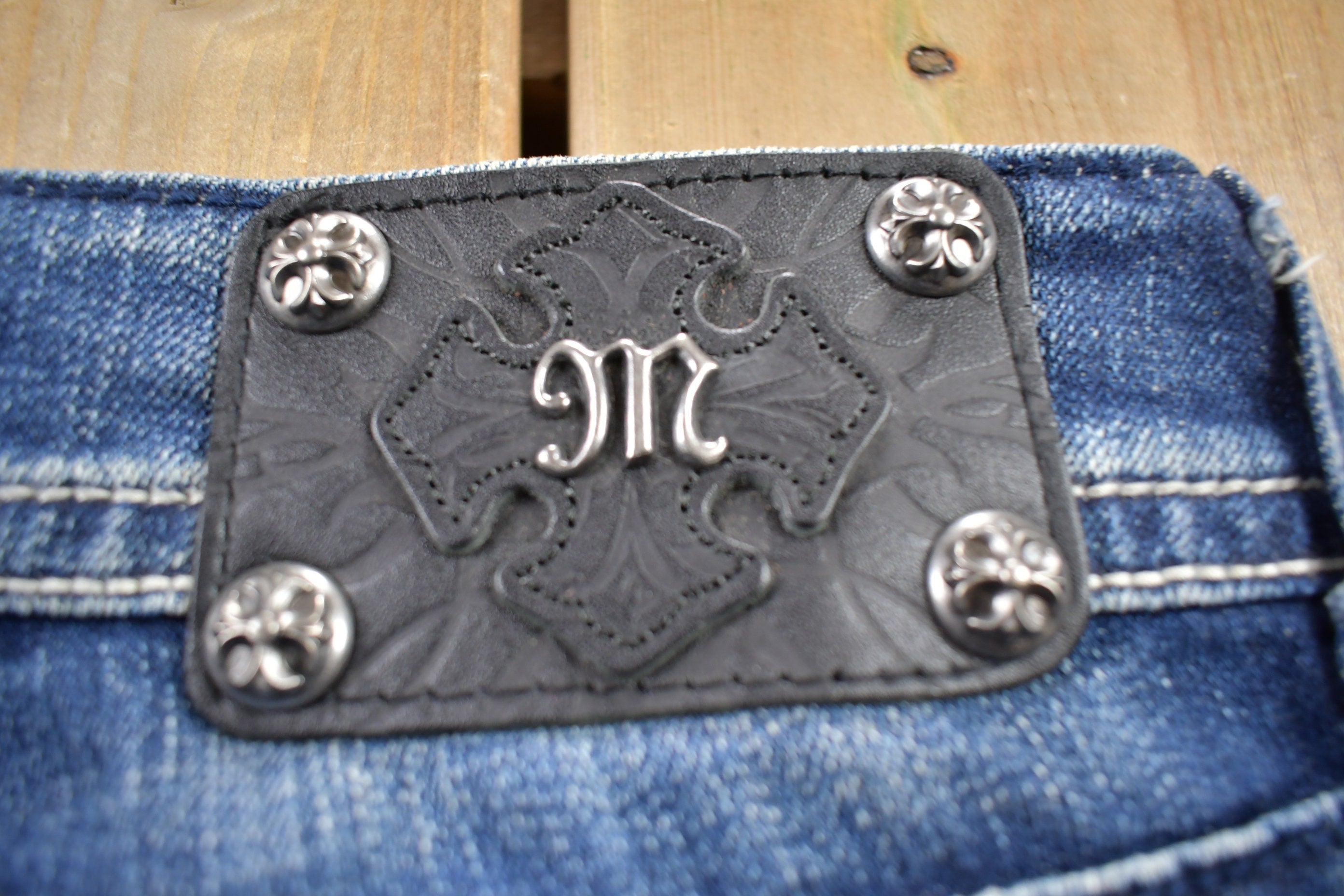 Vintage Y2K Miss Me Bedazzled Low Rise Jeans Size 26x32