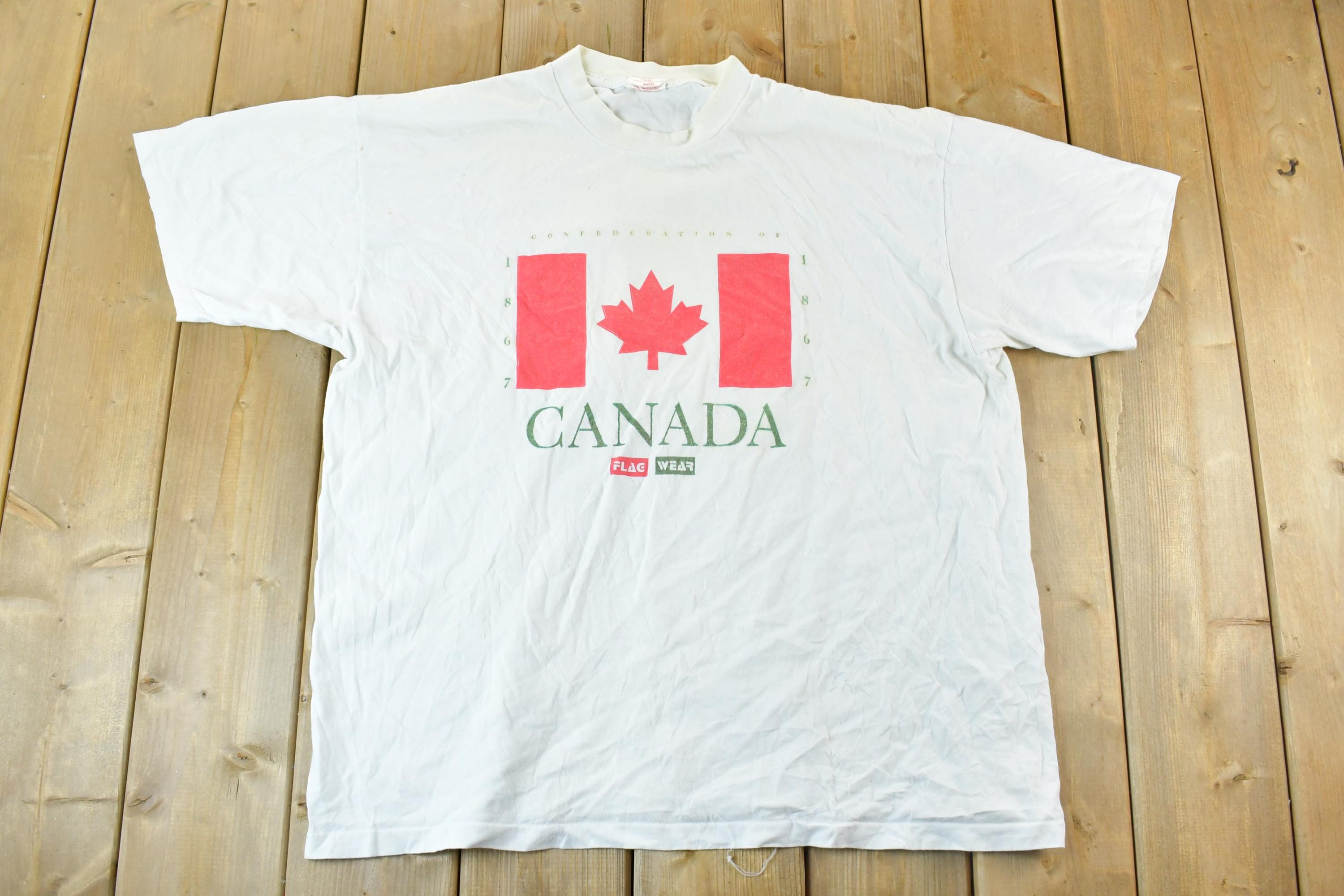 Vintage 1990s Canada Flag Wear Single Stitch T-Shirt