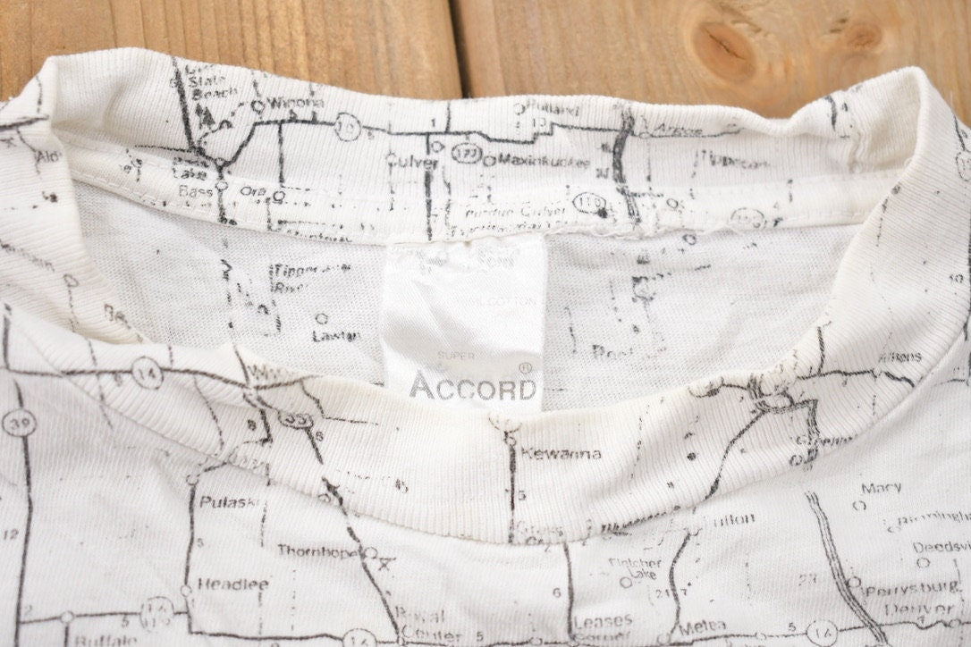 Vintage 1990s Indiana Map Souvenir T Shirt