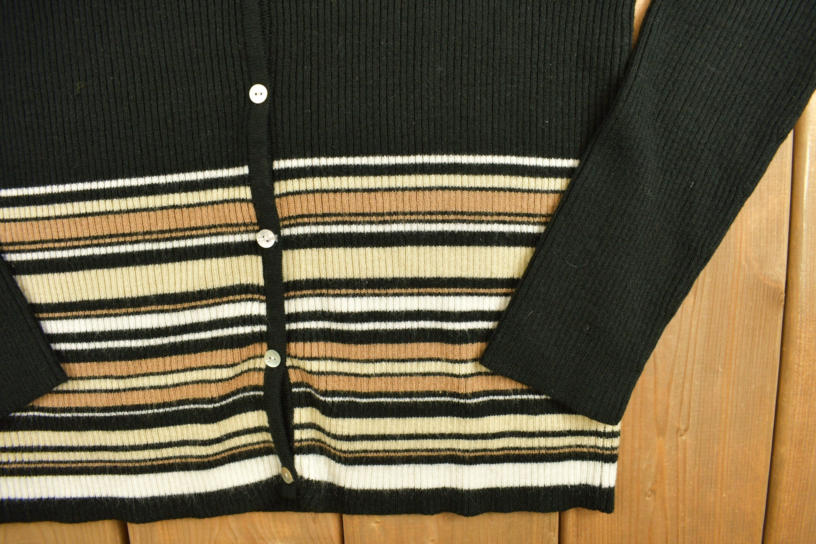 Vintage y2k Womens Black Stripy Knitted Cardigan Sweater