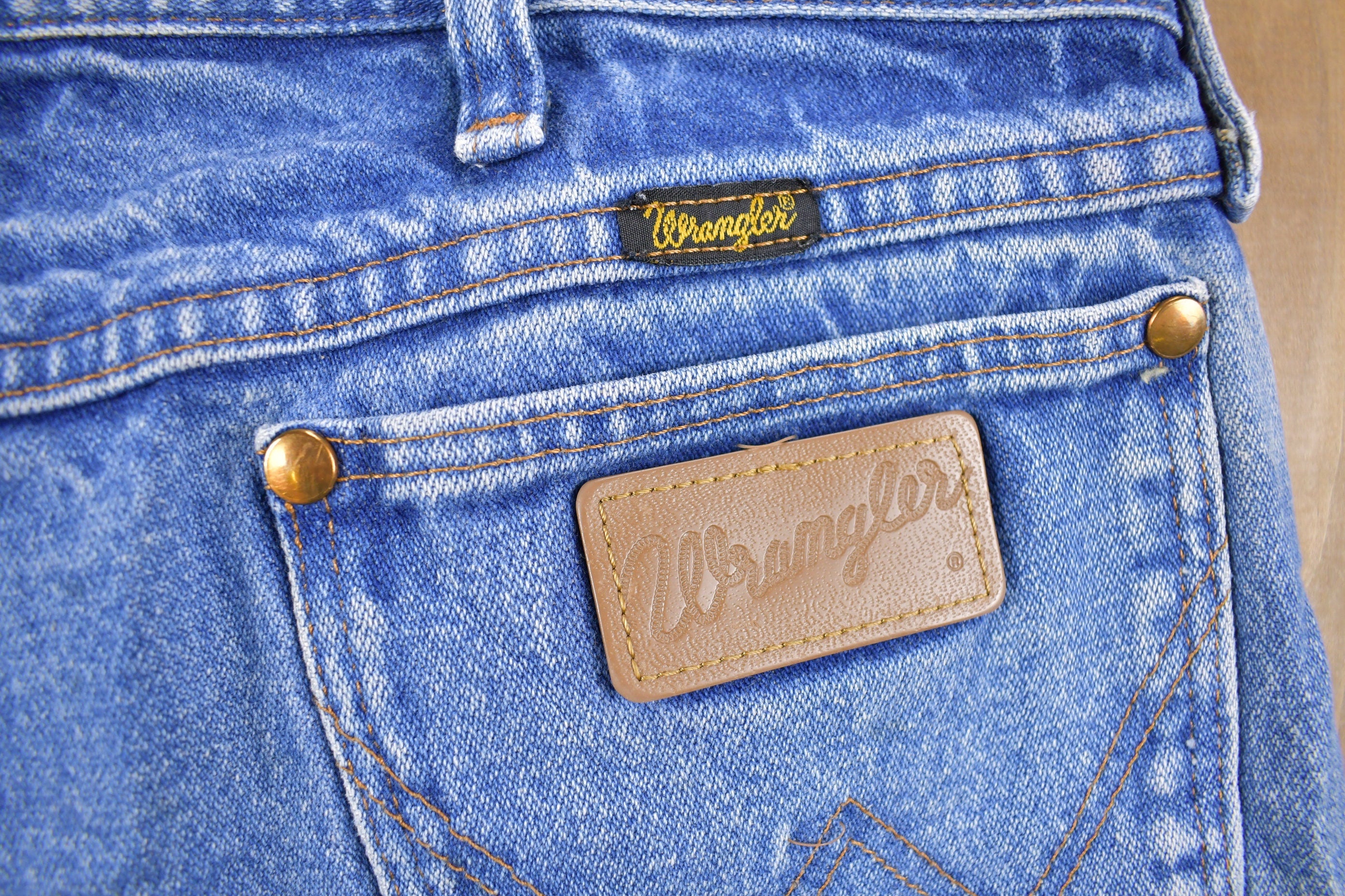 Vintage 1990's Wrangler Blue Jeans 33 x 31