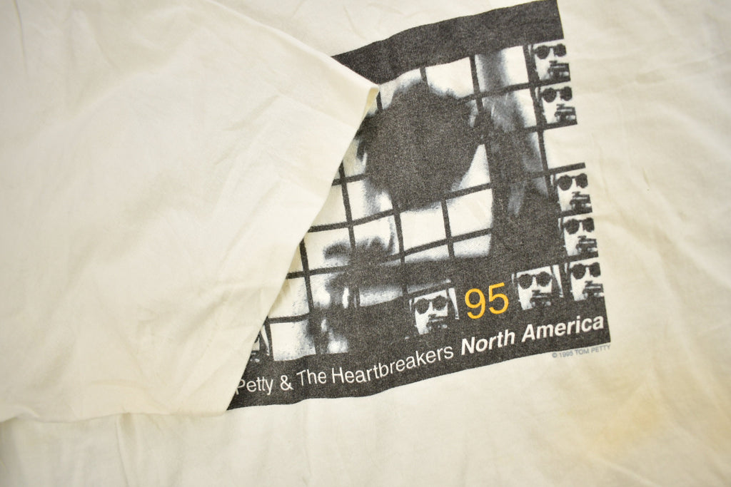 Vintage 1995 Tom Petty & The Heartbreakers Tour Band T-shirt