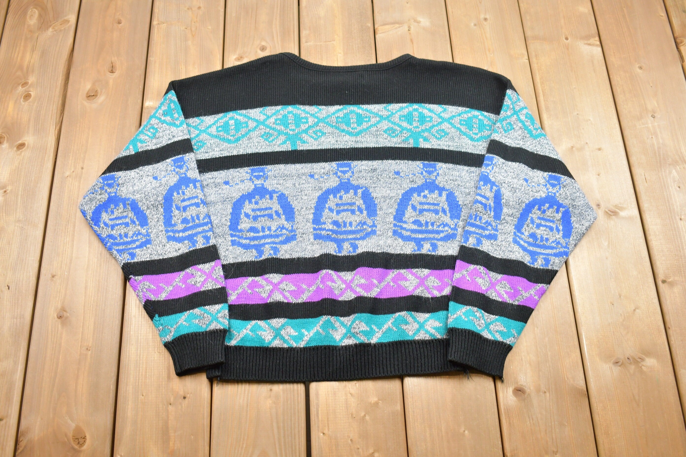 Vintage Looking Good Psychedelic Knitted Sweater