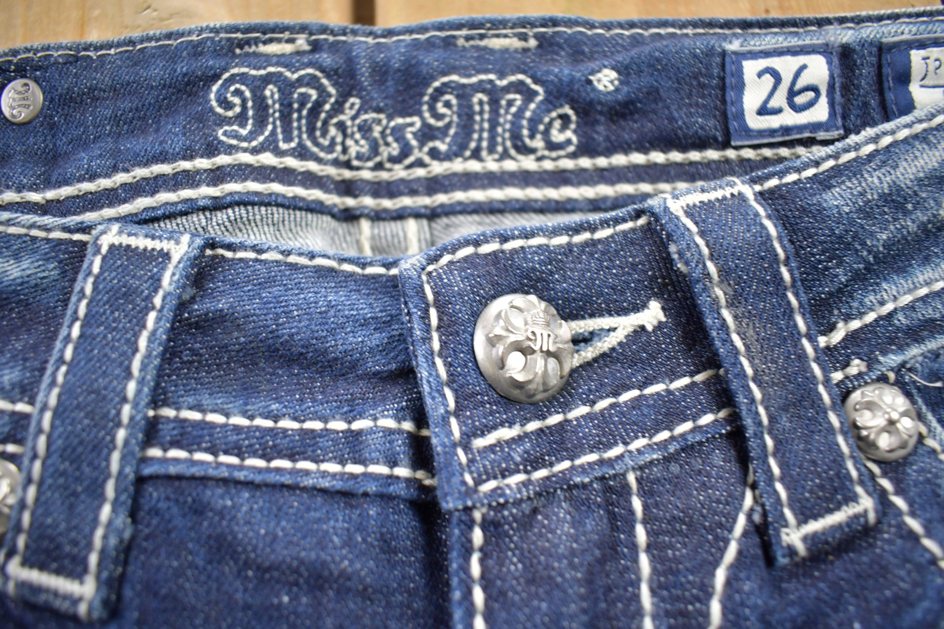 Vintage Y2K Miss Me Bedazzled Low Rise Jeans Size 26x33