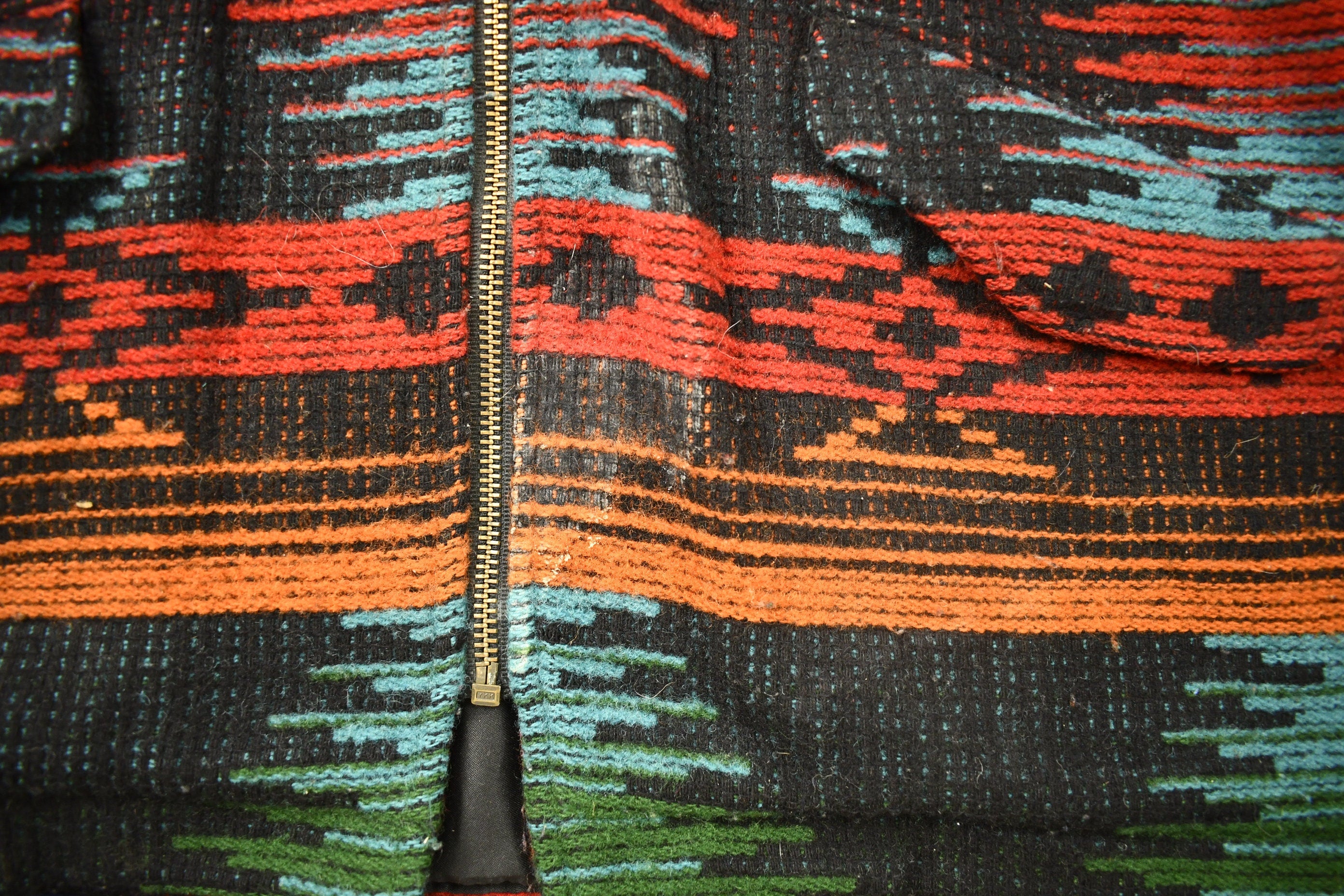 Vintage 1990s Woolrich Aztec Pattern Wool Shell Jacket