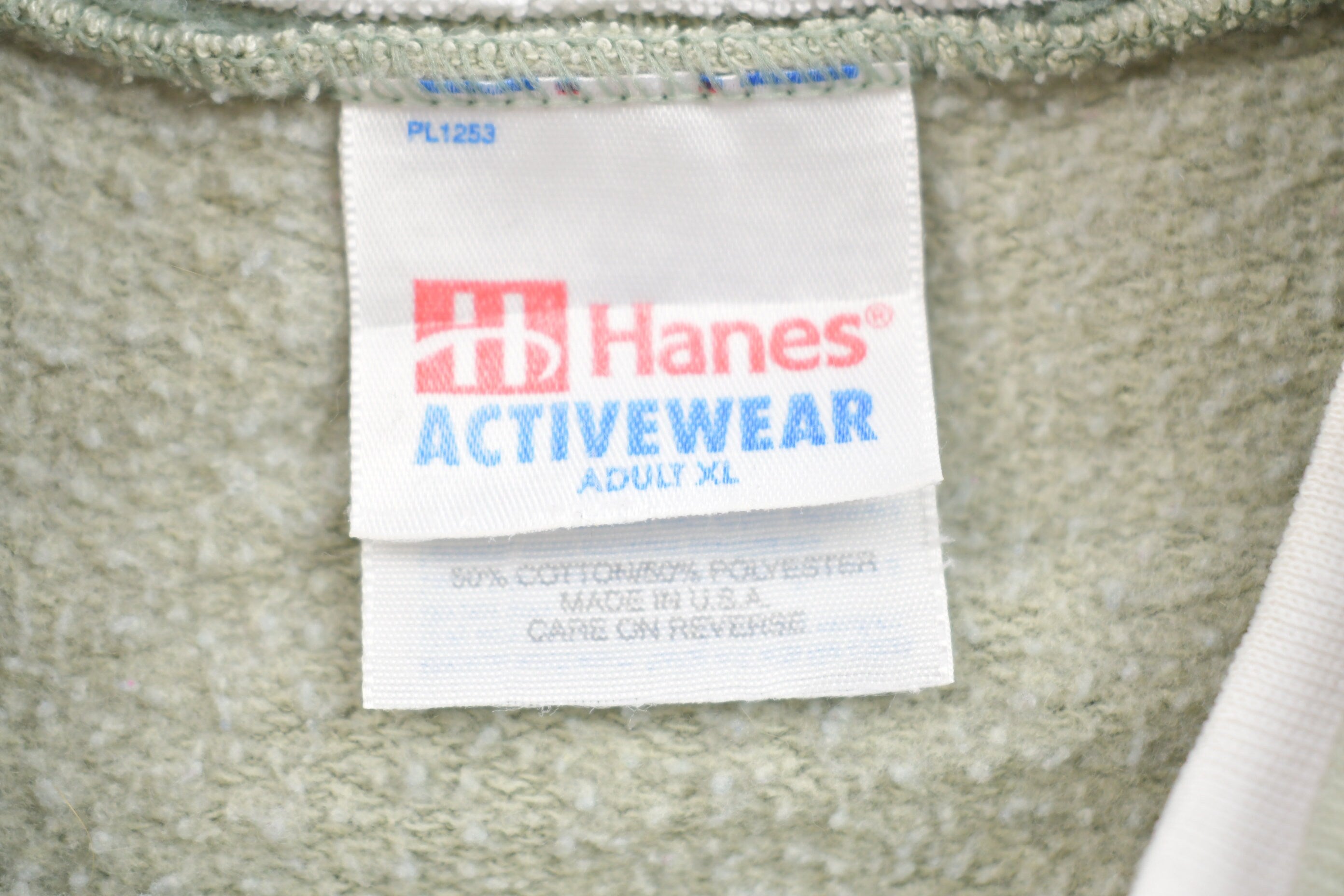 Vintage 1990s Hanes Purple Flower Crewneck Sweatshirt