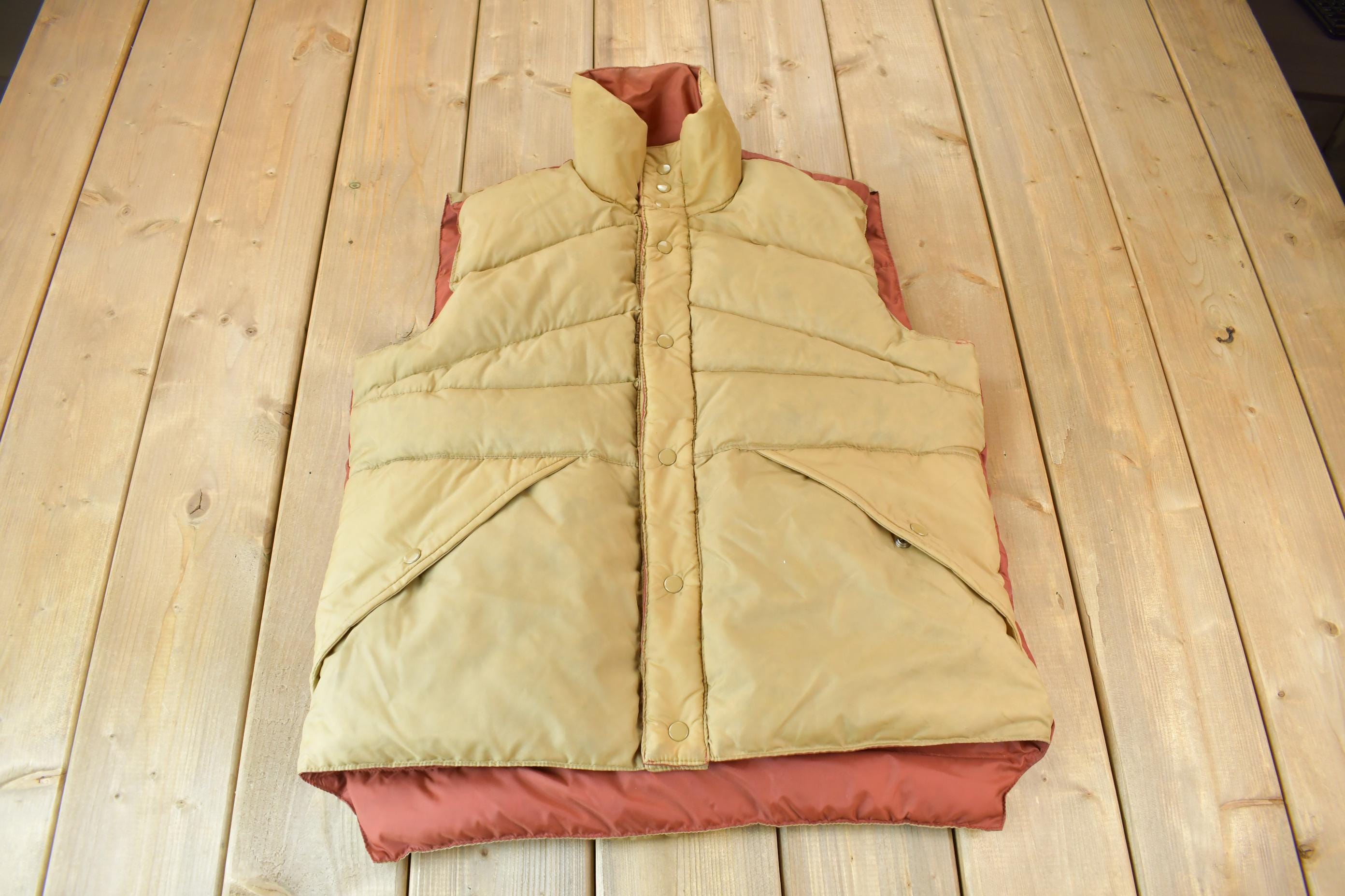 Vintage 1980s Beige & Red Reversible Swan Productions Puffer Vest