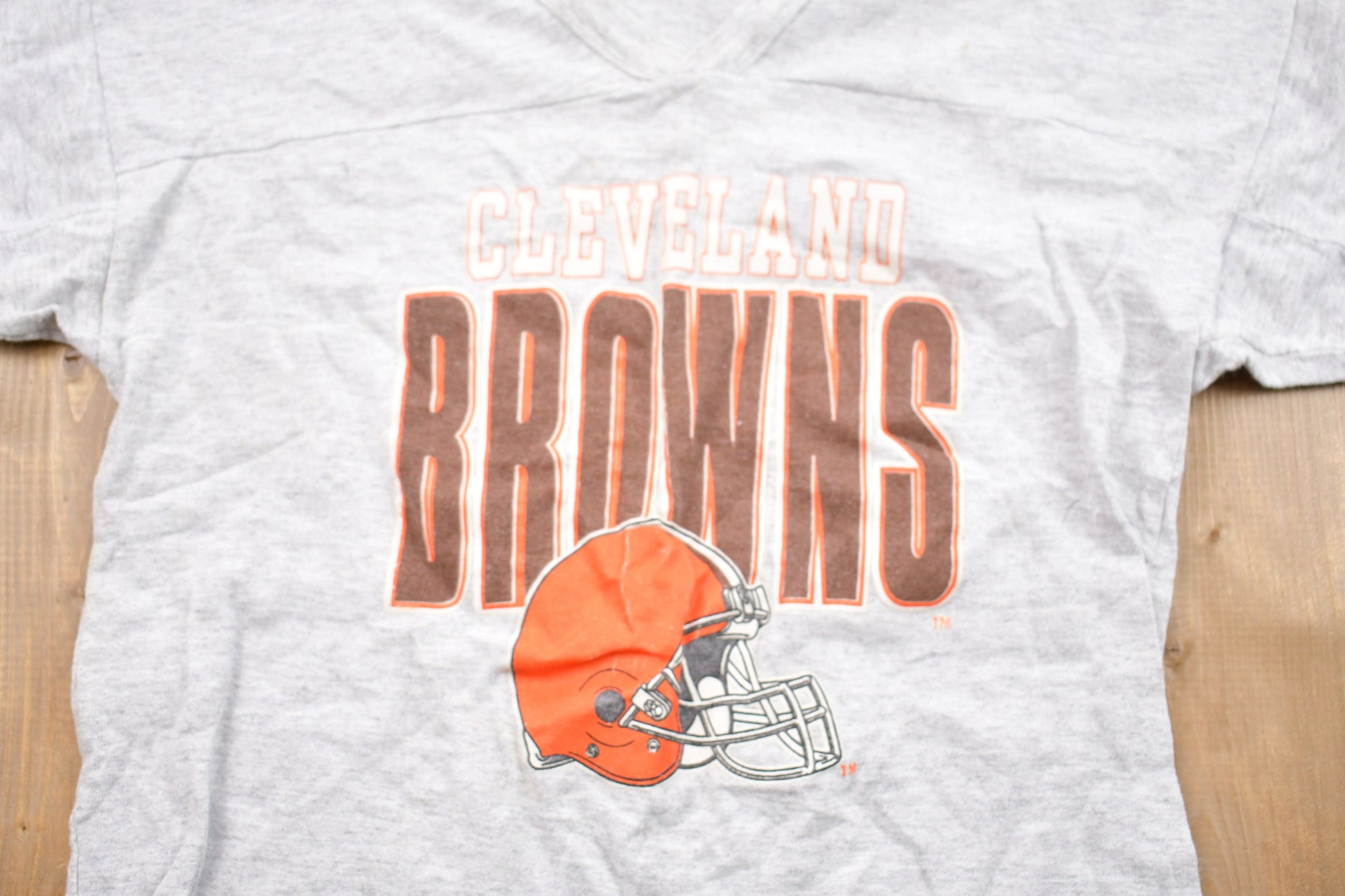 Vintage 1990s Kids Cleveland Browns NFL Graphic T-Shirt / Graphic / 80s / 90s / Streetwear / Retro Style / Single Stitch / Made In USA