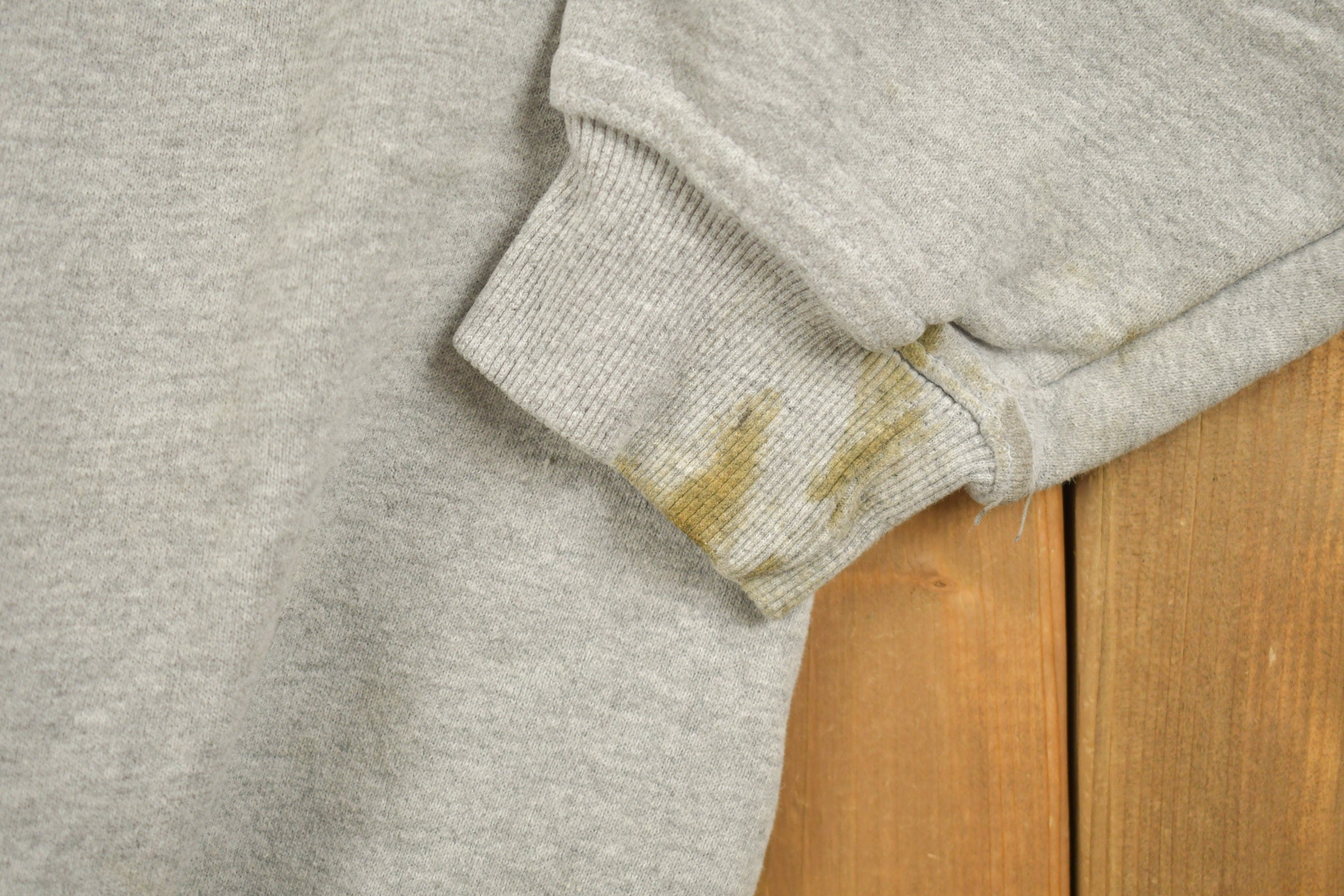 Vintage 1990s Blank Russell Atletico Crewneck Sweatshirt