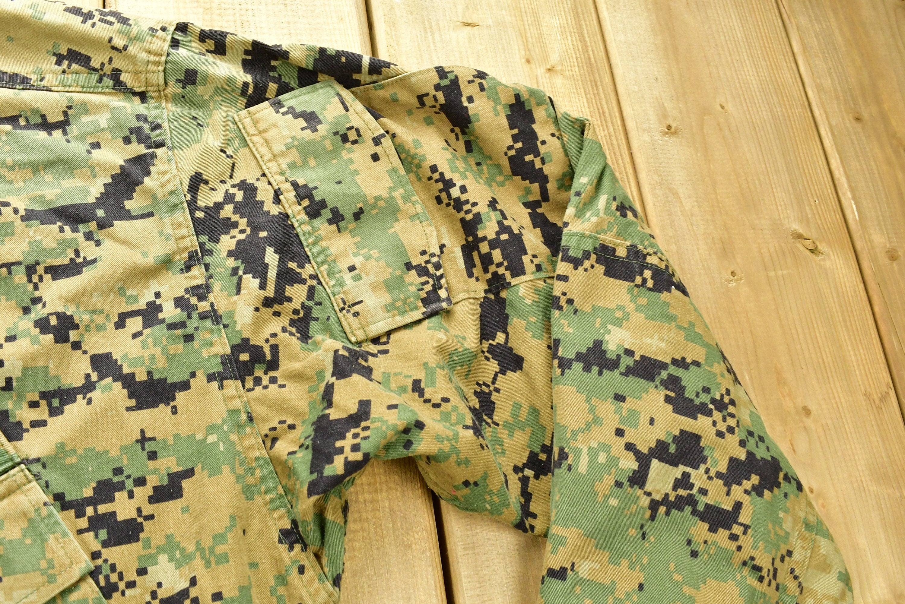 Vintage Marines Army Military Button Up Shirt