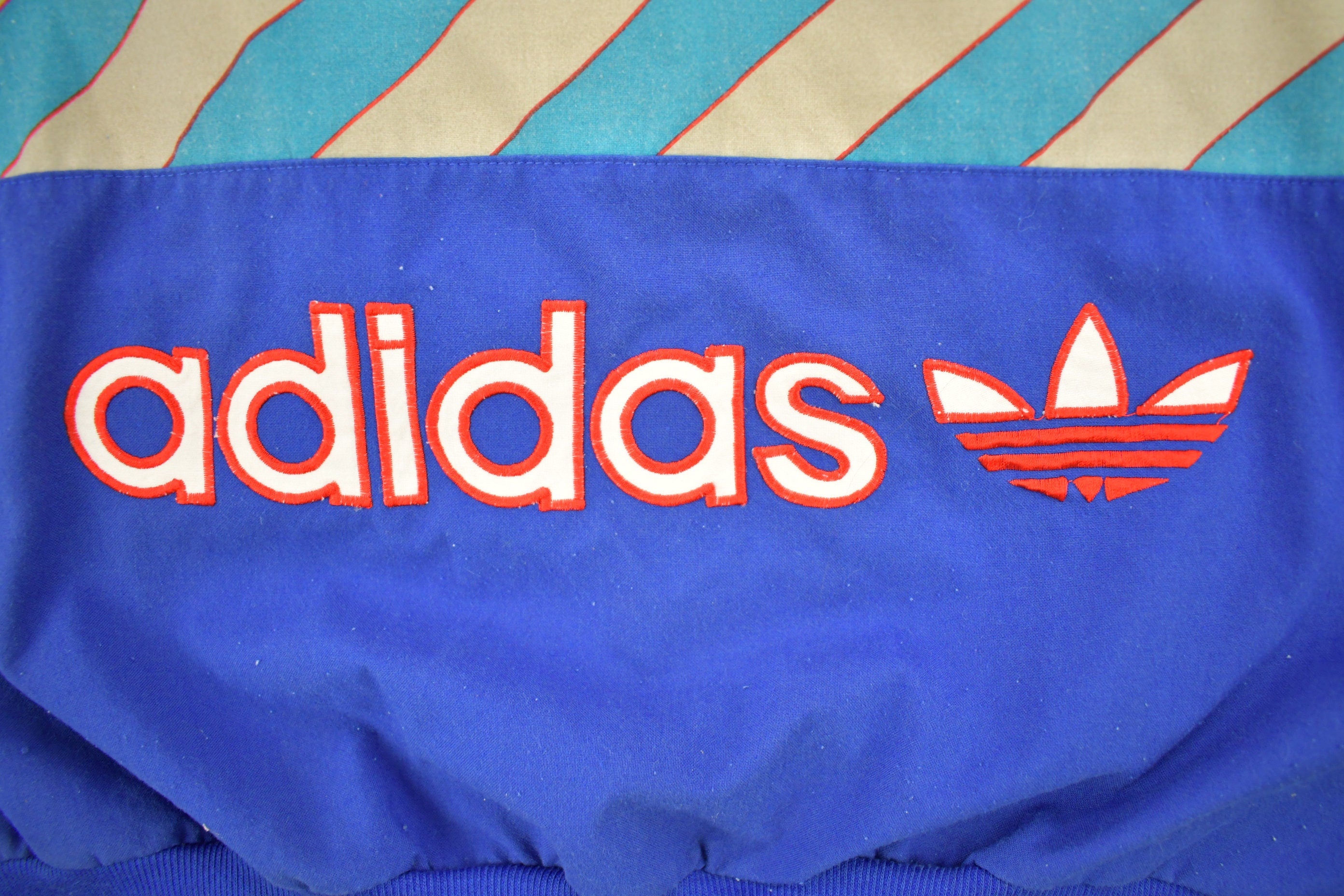 Vintage 1980s Adidas Vangard Wind Surfing Crewneck Sweatshirt