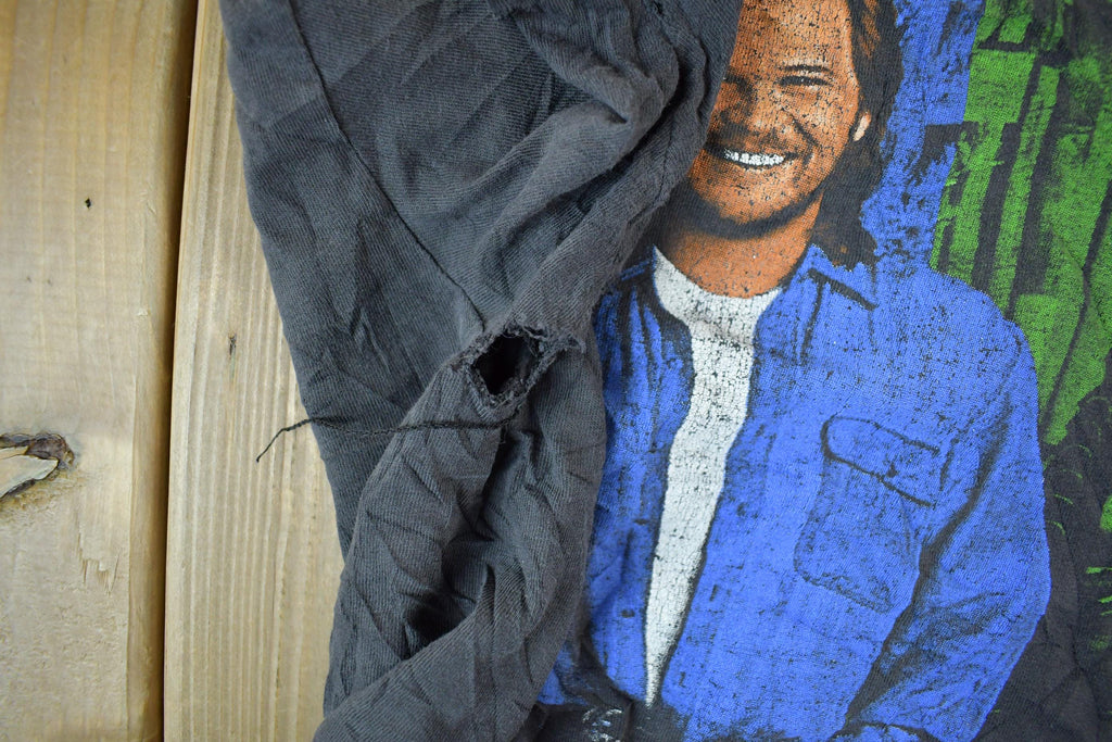 Vintage 1990s Travis Tritt It's All About To Change Graphic Country Music T-Shirt Men's XL  Tour Concert Graphic  Single Stitch  Hanes