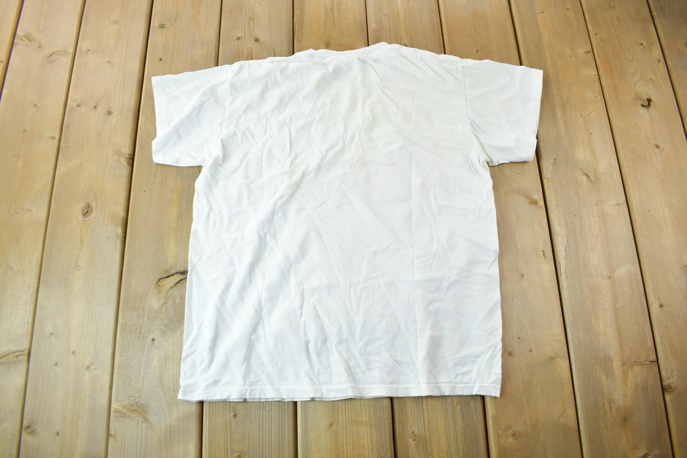 Vintage 1990s Nike Grey Tag Graphic T-Shirt