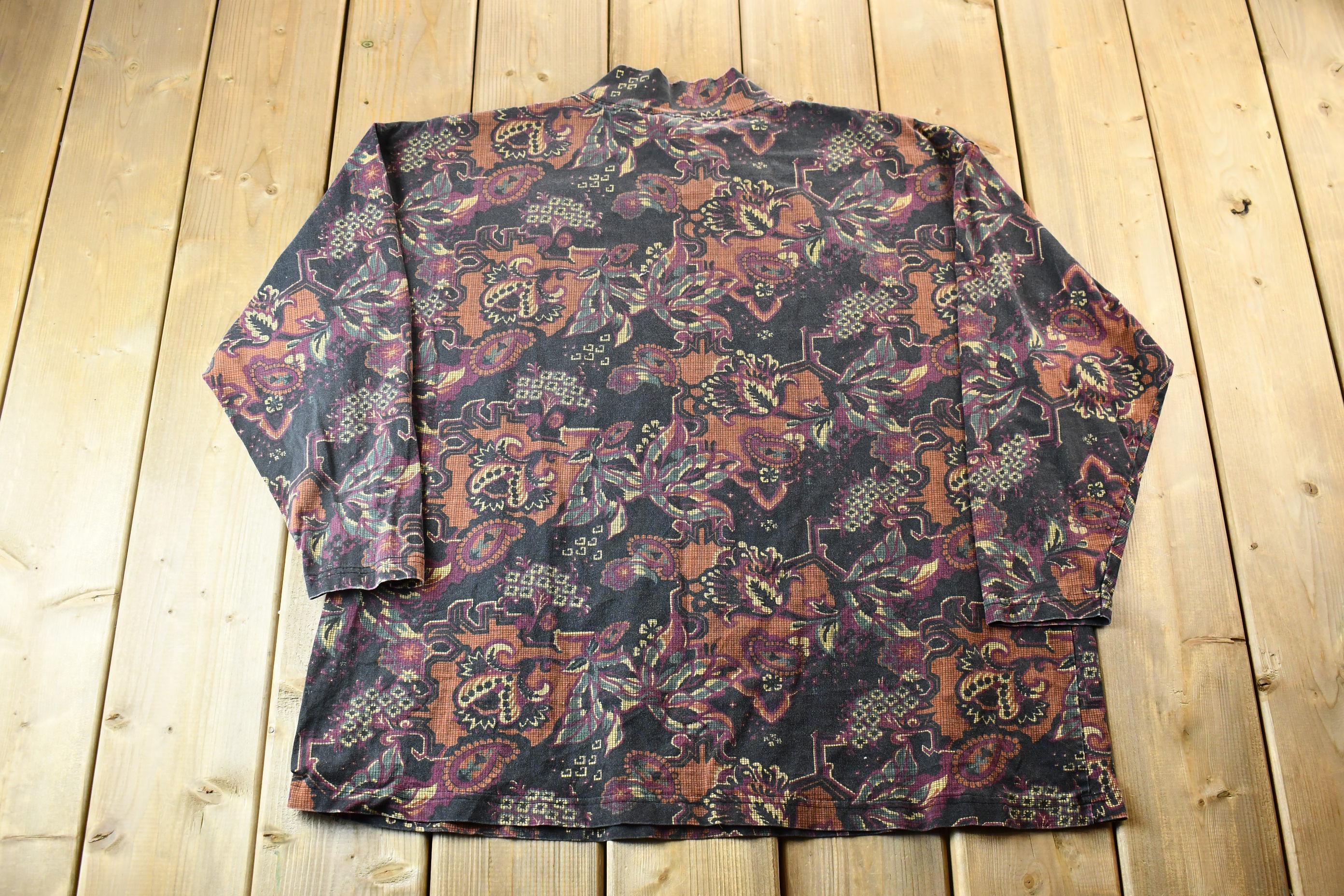 Vintage 1990s Abstract Patterned All-Over-Print Textured Long Sleeve Graphic T-Shirt